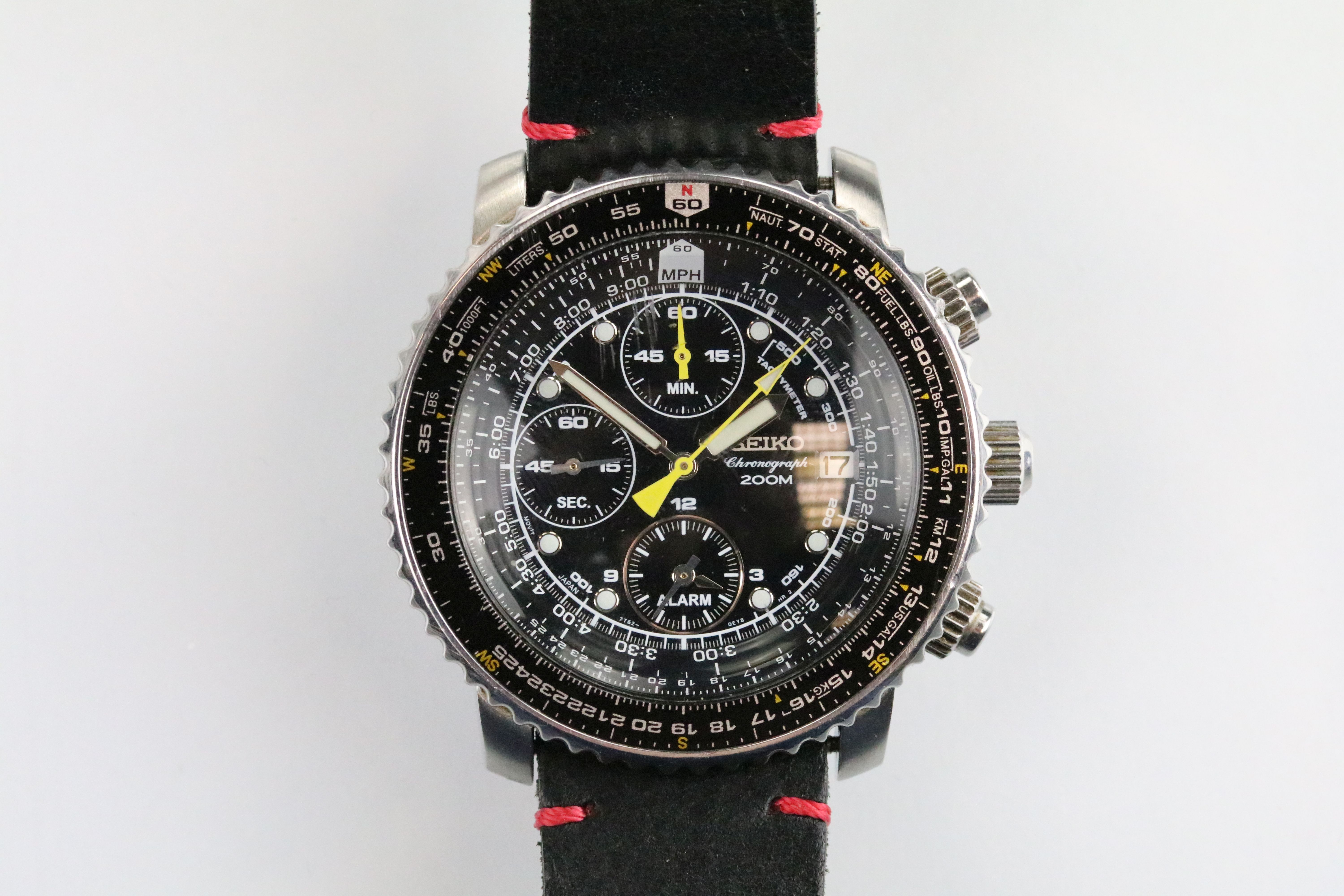 A Seiko 200m chronograph gents wristwatch, three central sub dials with date function to 3 o'