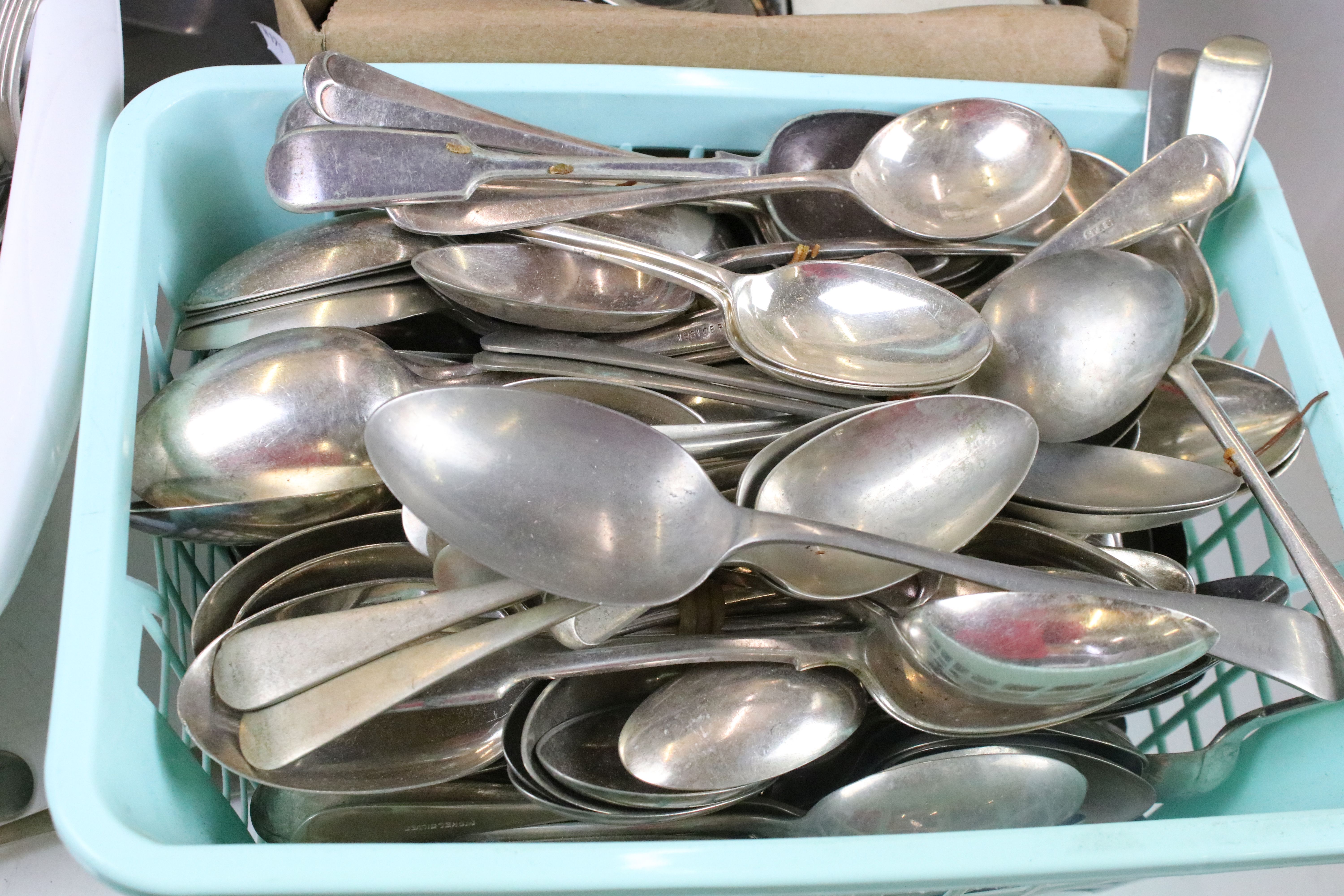 Extensive collection of silver plated flatware housed within six boxes, featuring old English - Image 6 of 12