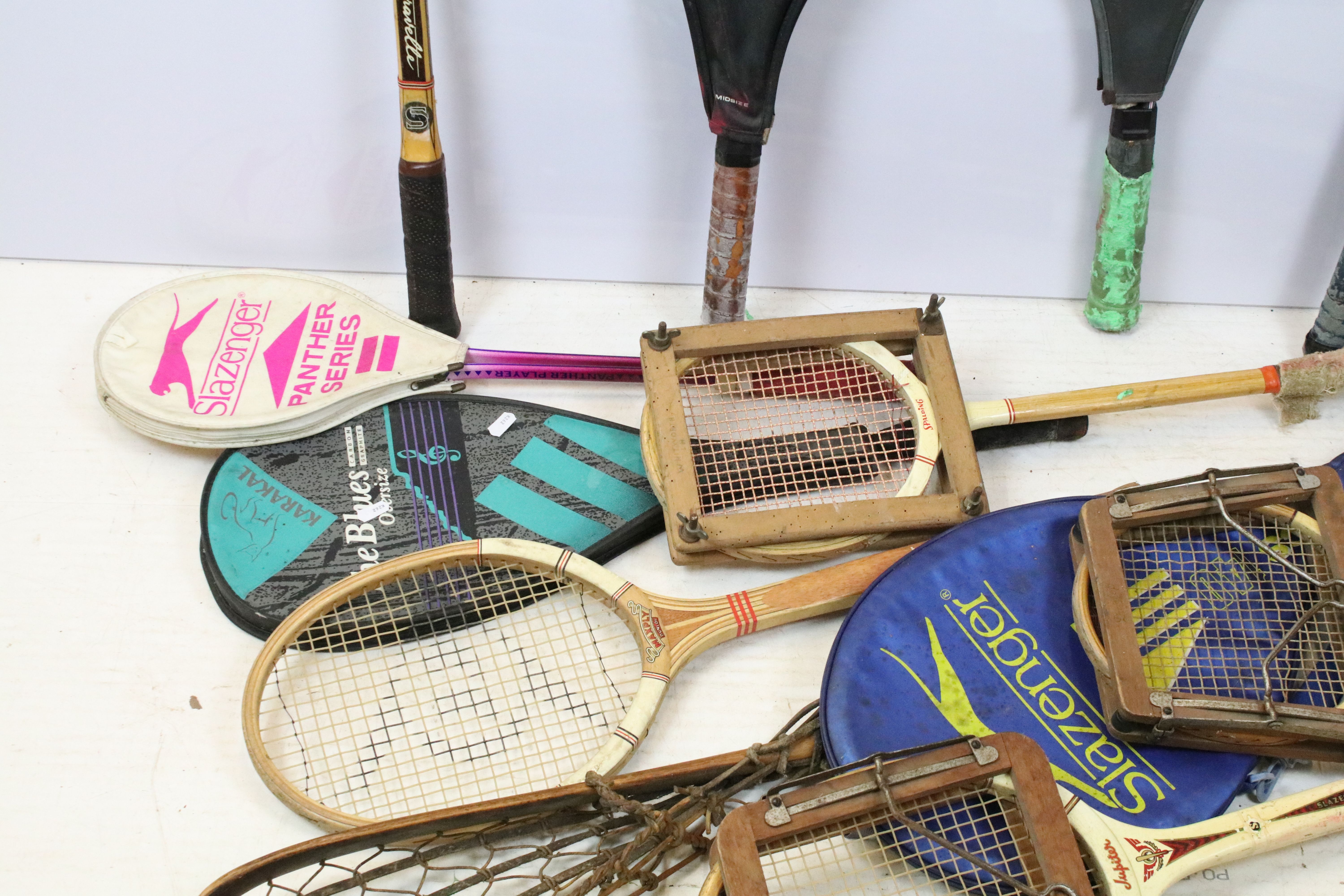 Collection of tennis rackets to include vintage & contemporary examples (featuring Dunlop, Slazenger - Image 4 of 5