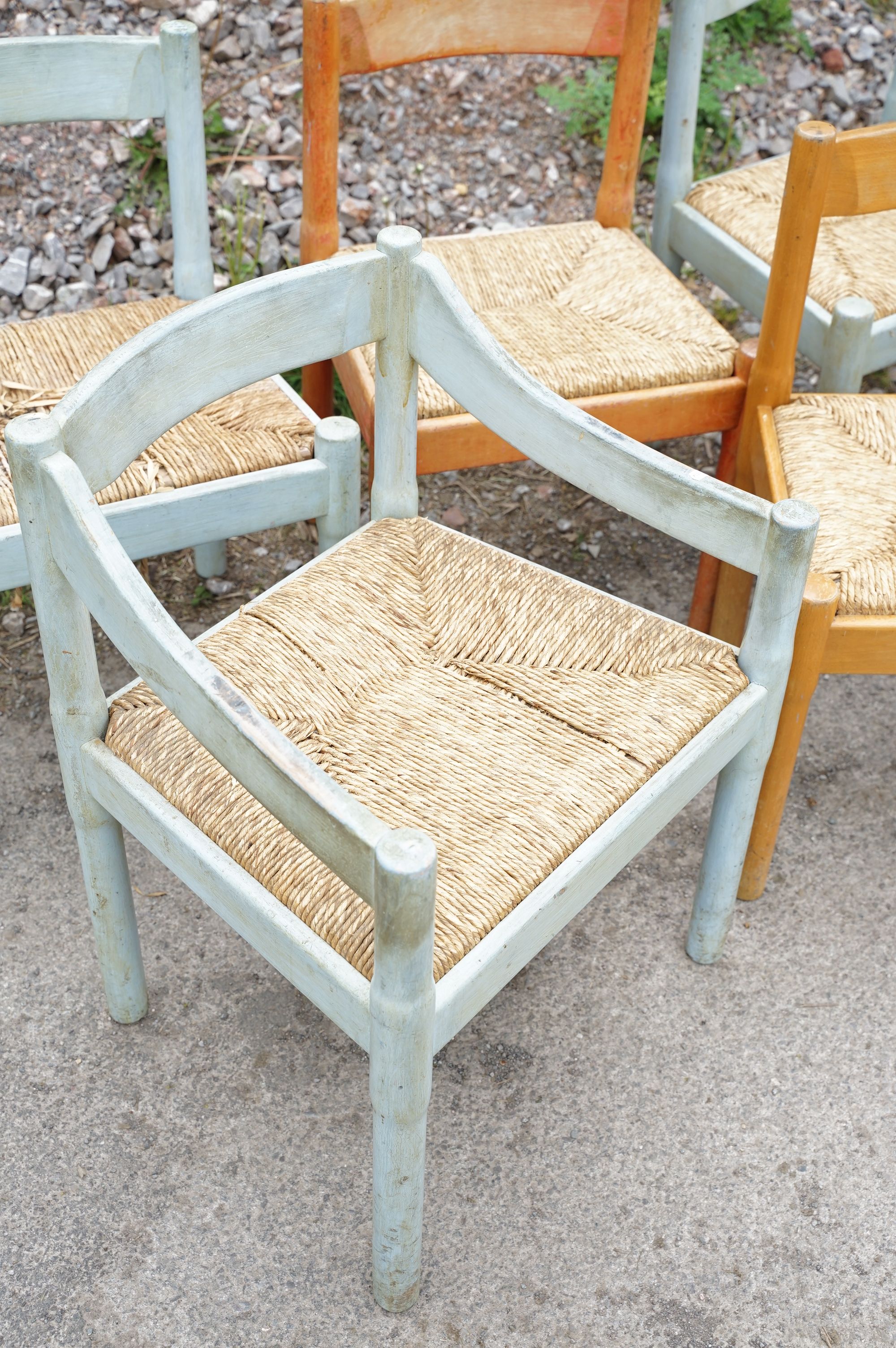 Set of nine Vico Magistretti Carimate wooden chairs with rush seats and curved backs, - Image 5 of 8