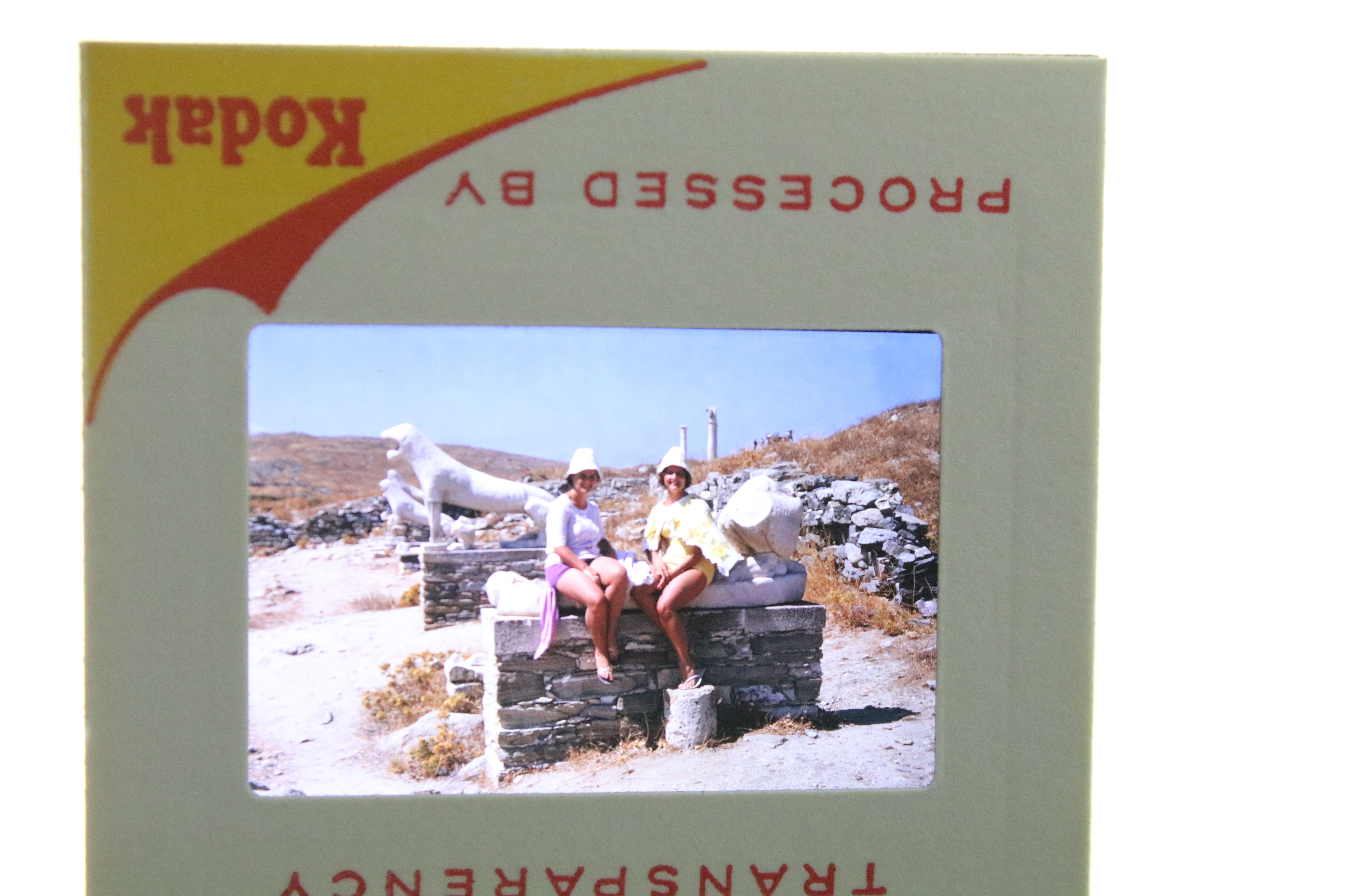Large collection of 35mm colour slides, the subjects to include cathedrals and mountains / - Image 8 of 9