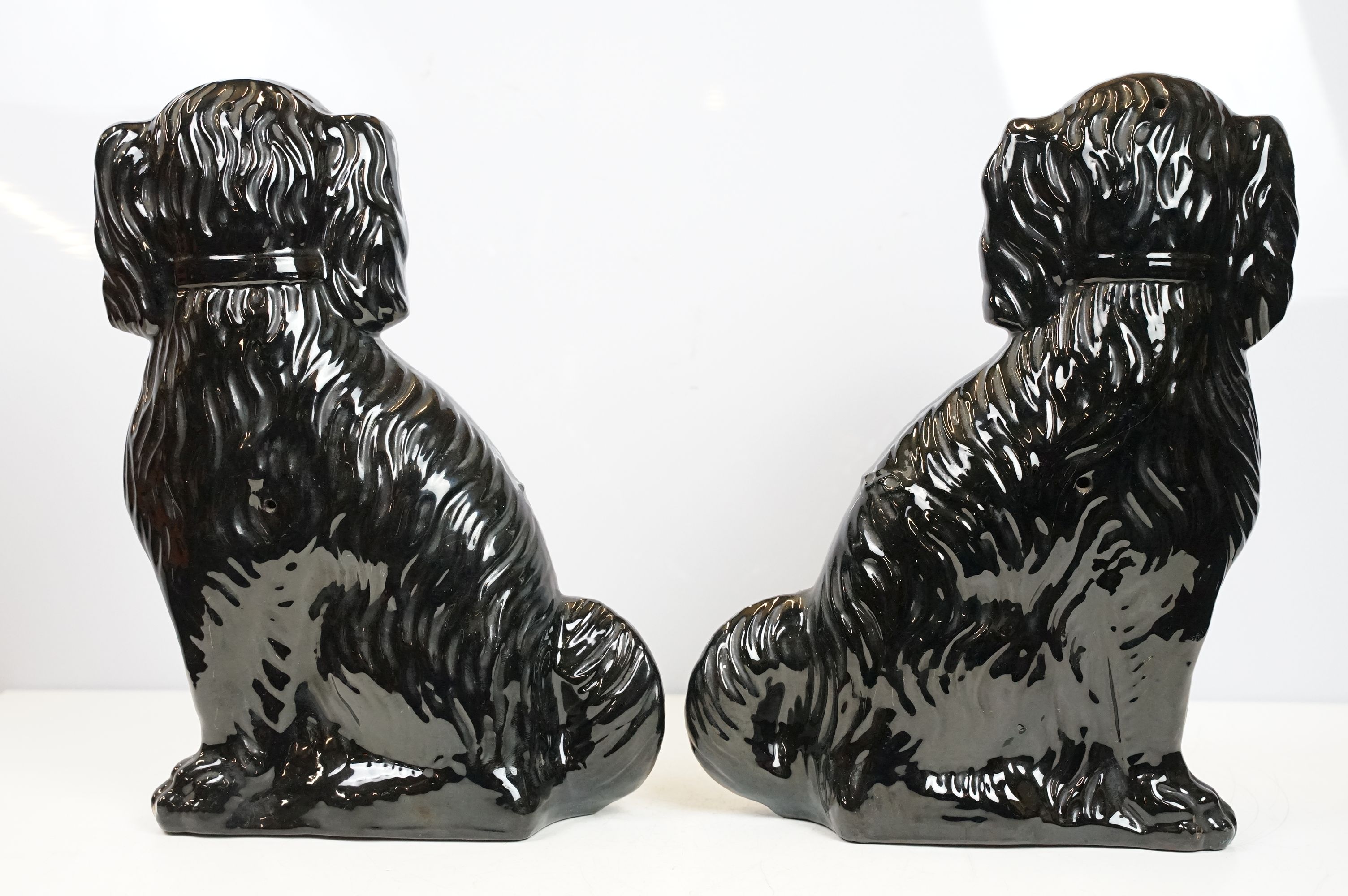 Pair of black cats in Staffordshire style, 35cm high - Image 6 of 8
