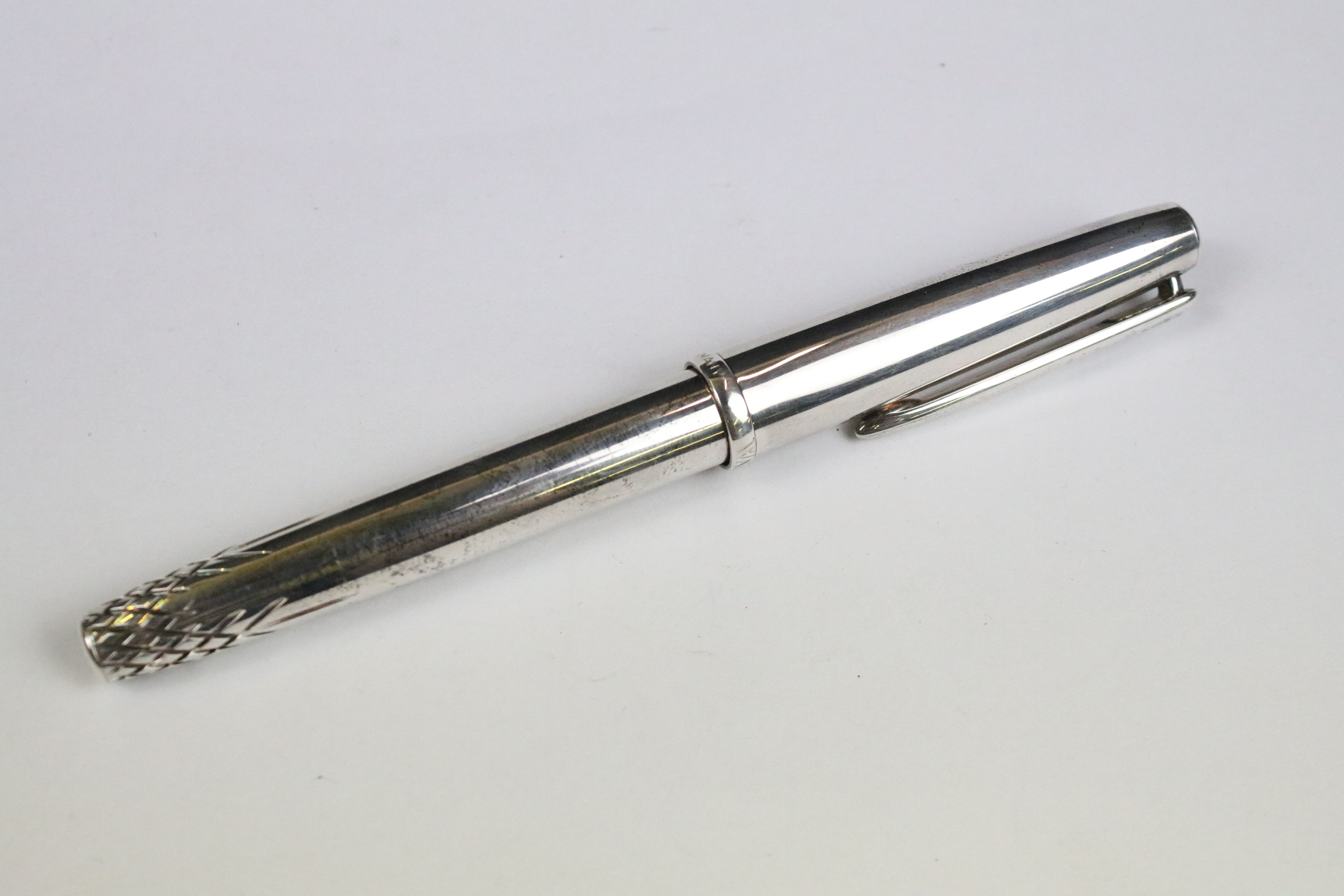 A white metal Waterford fountain pen with 18ct gold nib within Waterman leather case. - Image 2 of 5