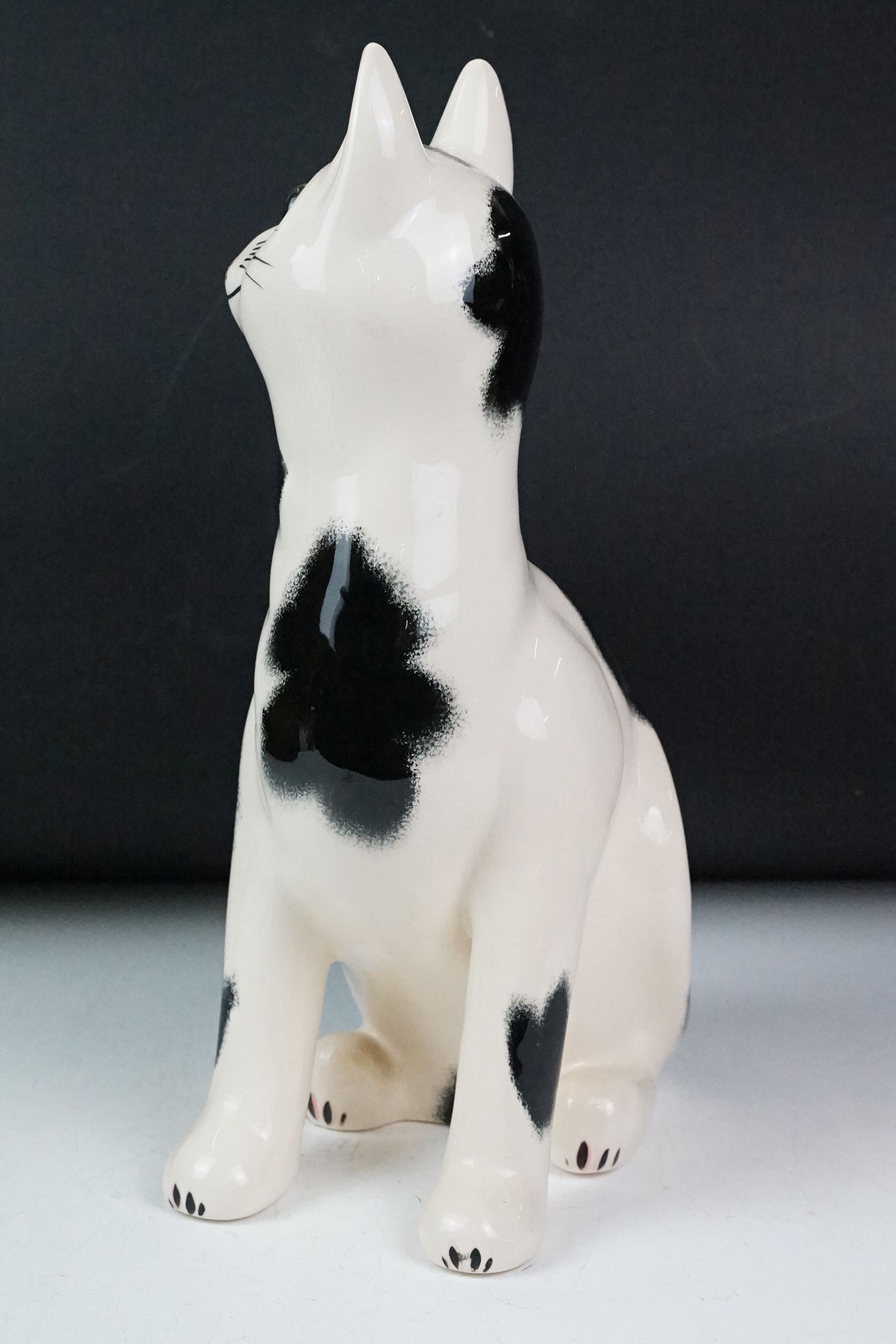 Griselda Hill Pottery Wemyss black and white cat, signed G. Hill Pottery to base and Wemyss, 34cm - Image 4 of 10