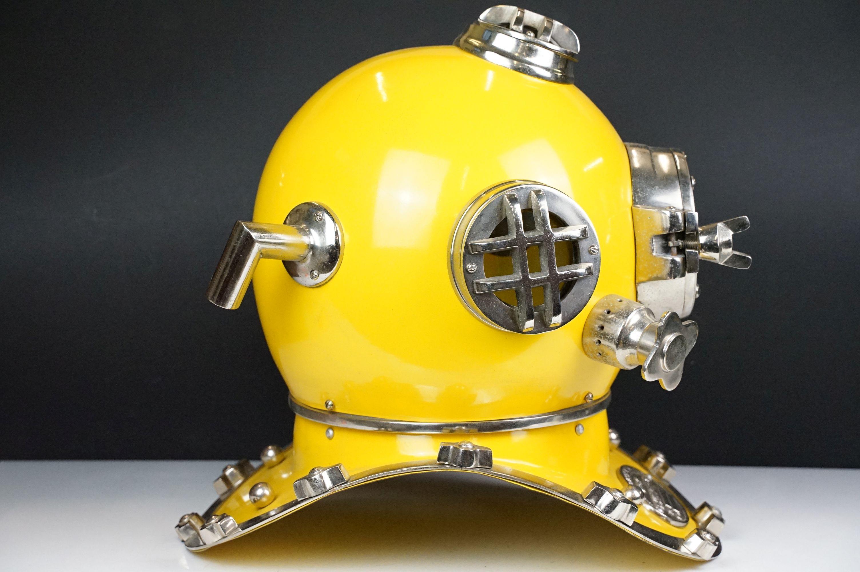 Reproduction US Navy Diving Helmet, for decorative purposes, bright yellow finish, plaque to front - Image 7 of 13