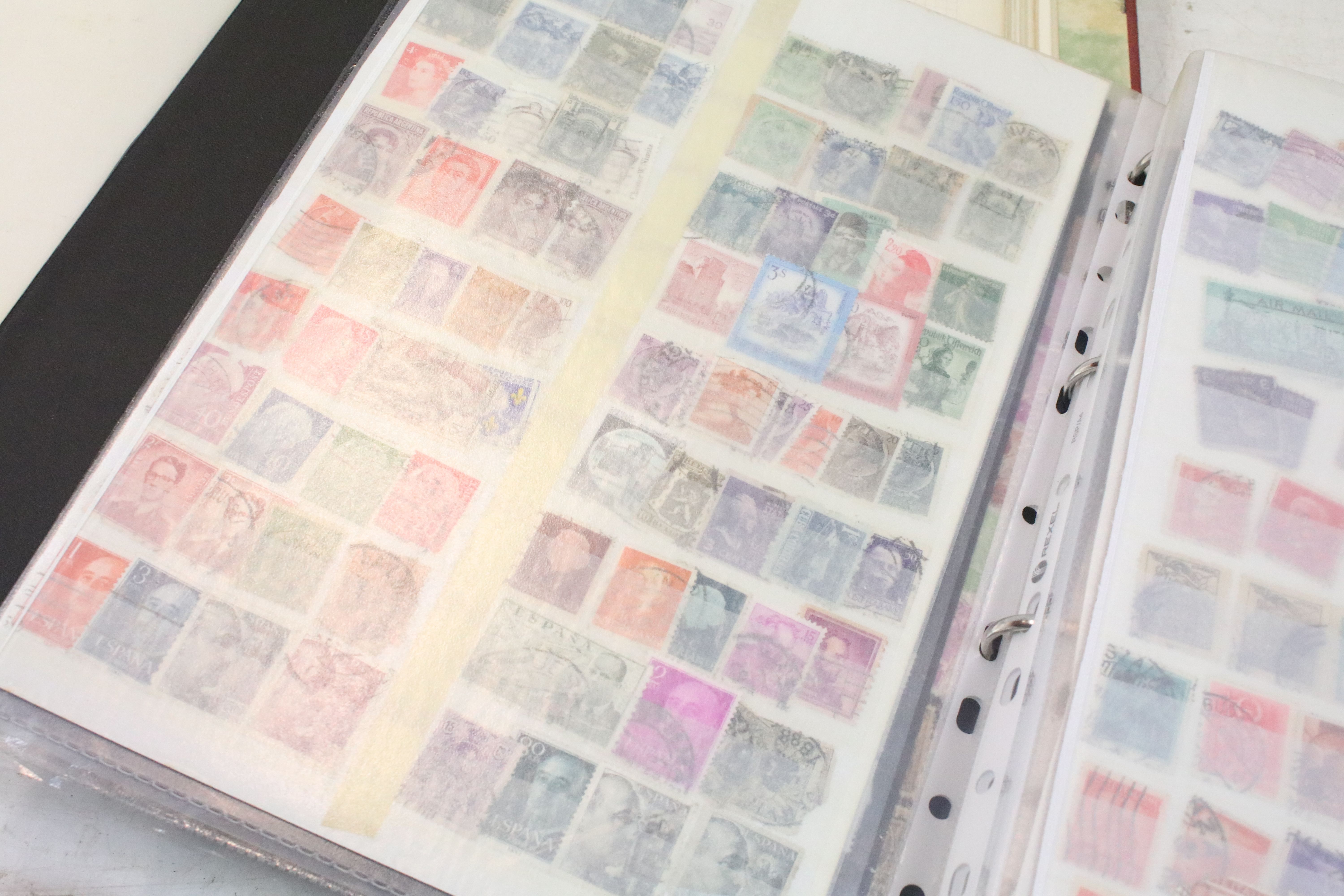 A large collection of mixed stamps to include British and world examples within seventeen albums - Image 8 of 15