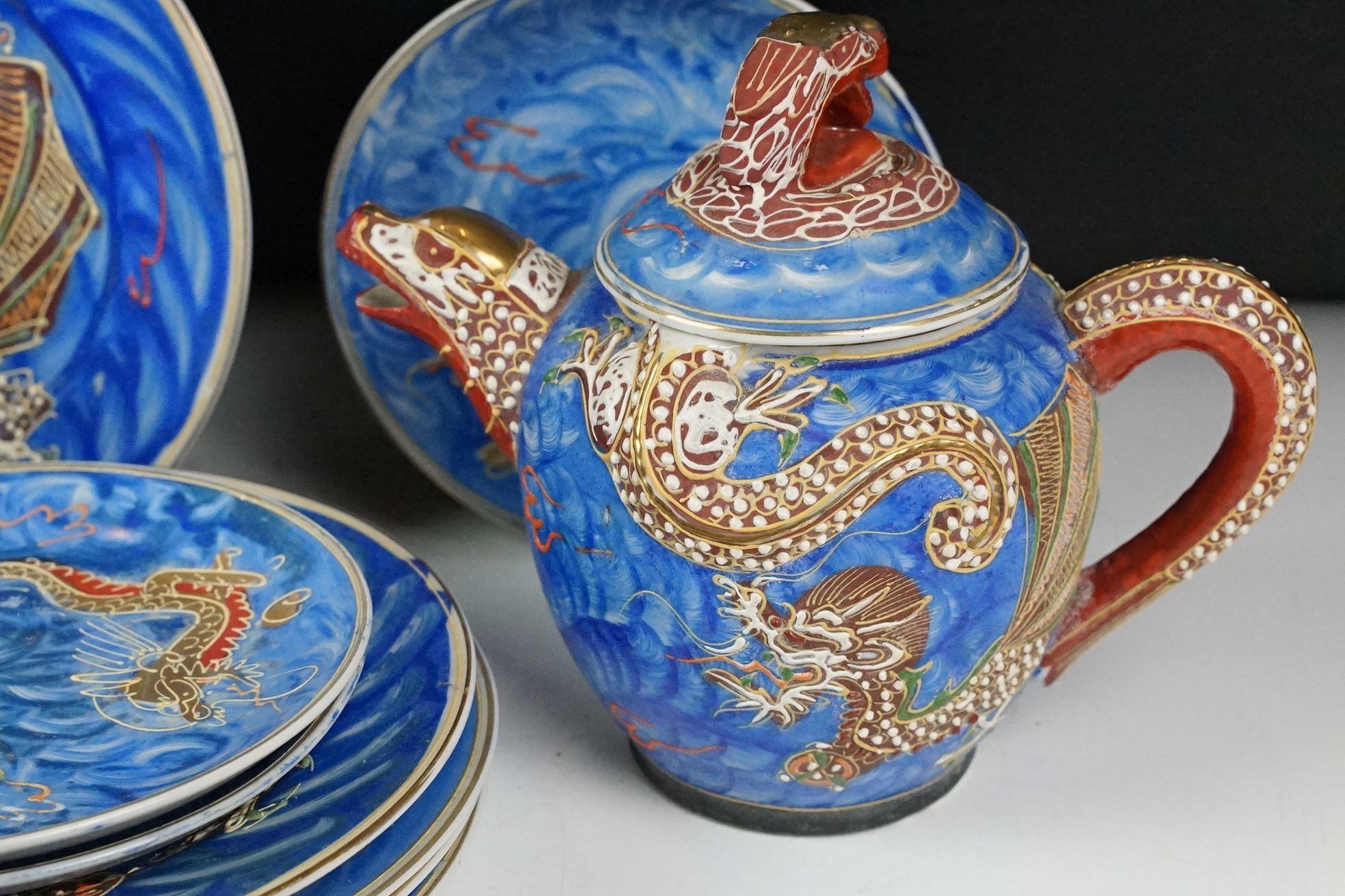 Japanese Kutani porcelain tea set for six with enamelled dragon decoration - Image 5 of 8