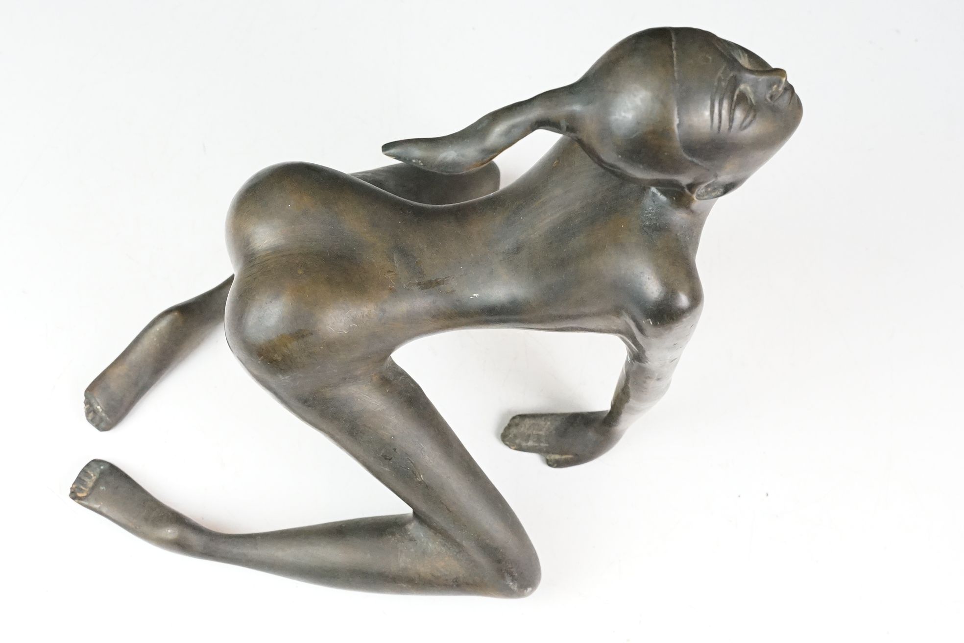 Erotic bronze sculpture depicting a nude female, approx 25cm tall - Image 4 of 7