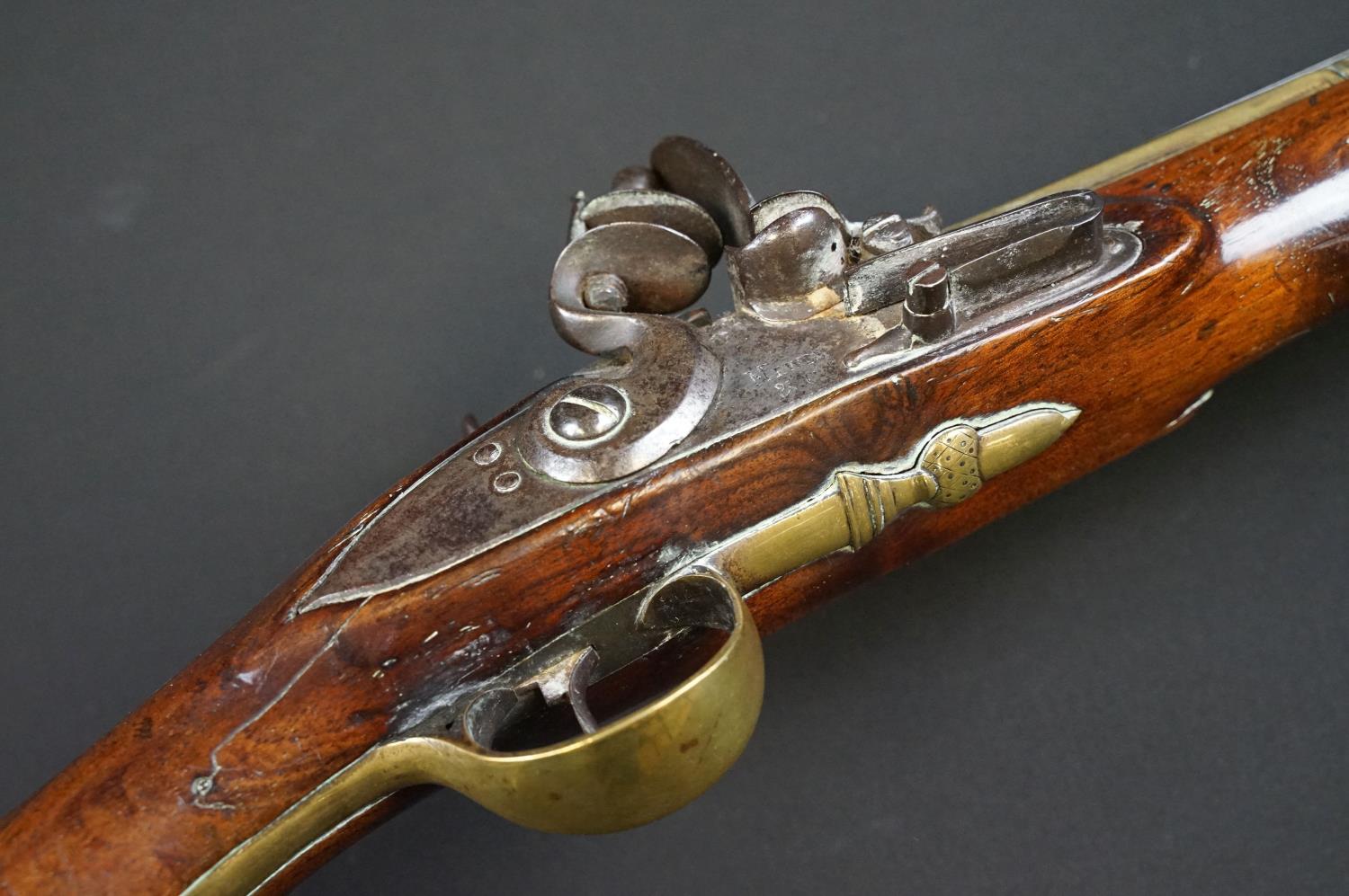 A FLINTLOCK COACHING BLUNDERBUSS by Mewis & Co, with 14 1/2" brass bell - Image 7 of 19