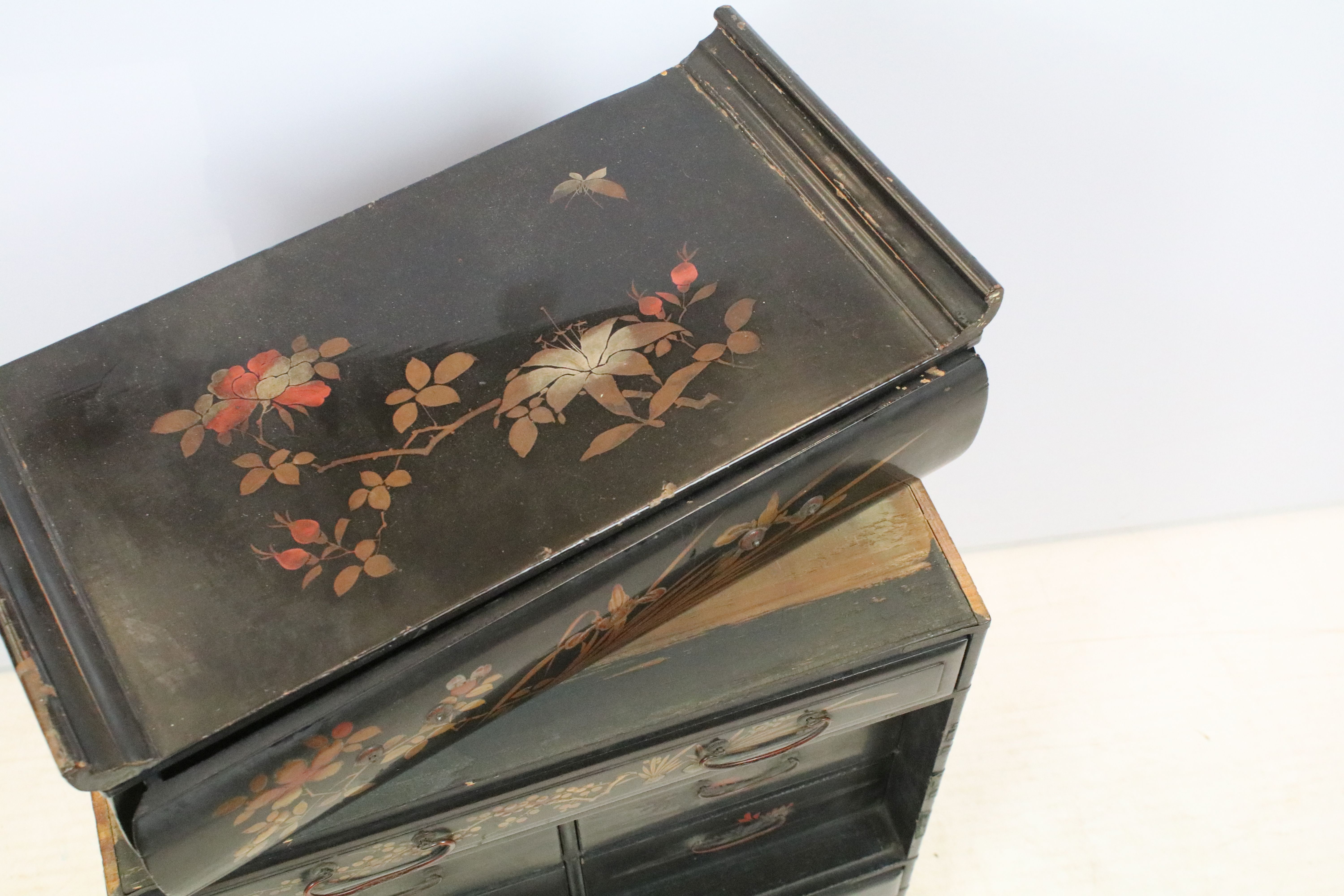 Oriental lacquered cabinet, the japanned surface painted with flowers and branches, with an - Image 3 of 7