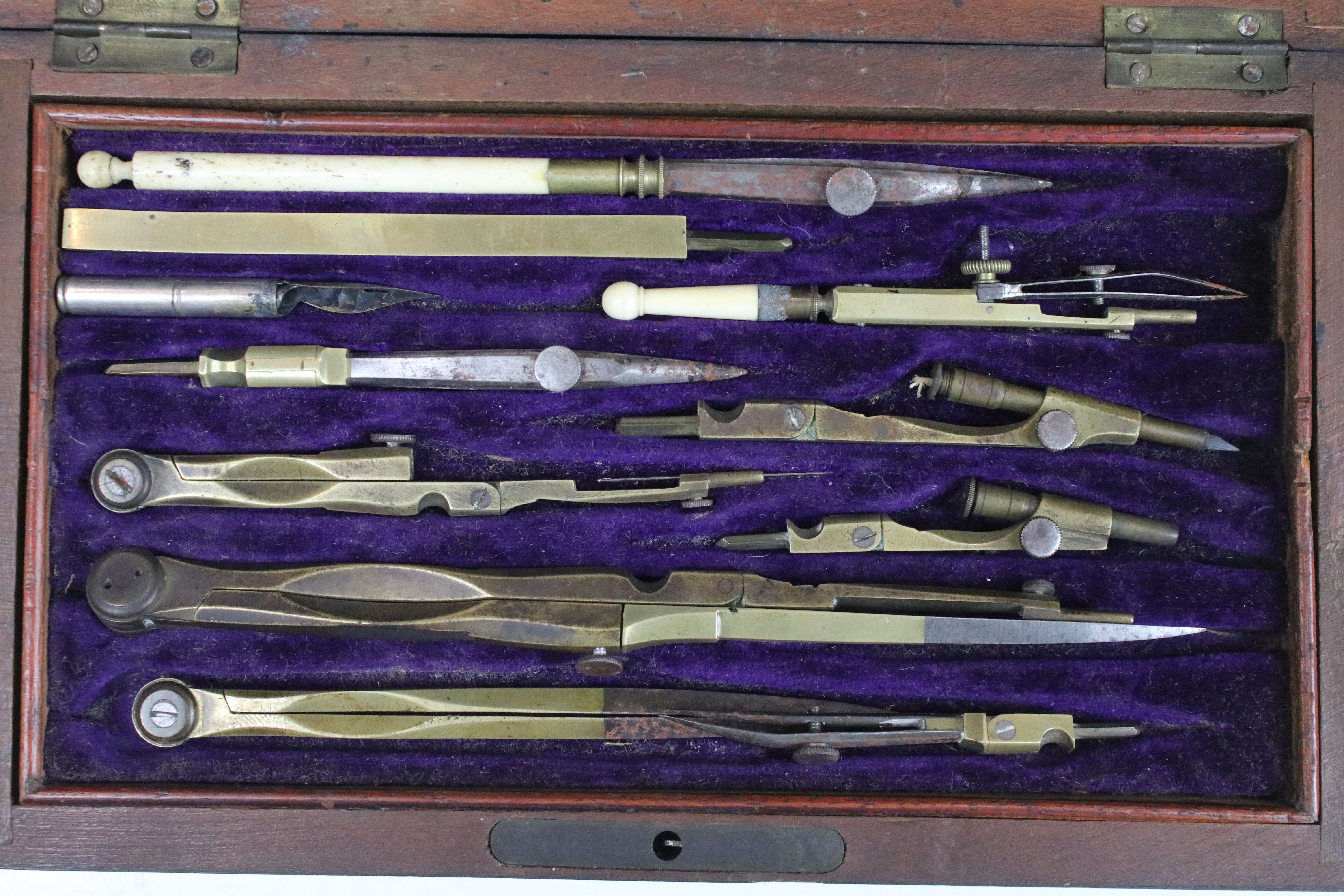 A vintage wooden cased drawing set to include compasses etc.. - Image 3 of 6