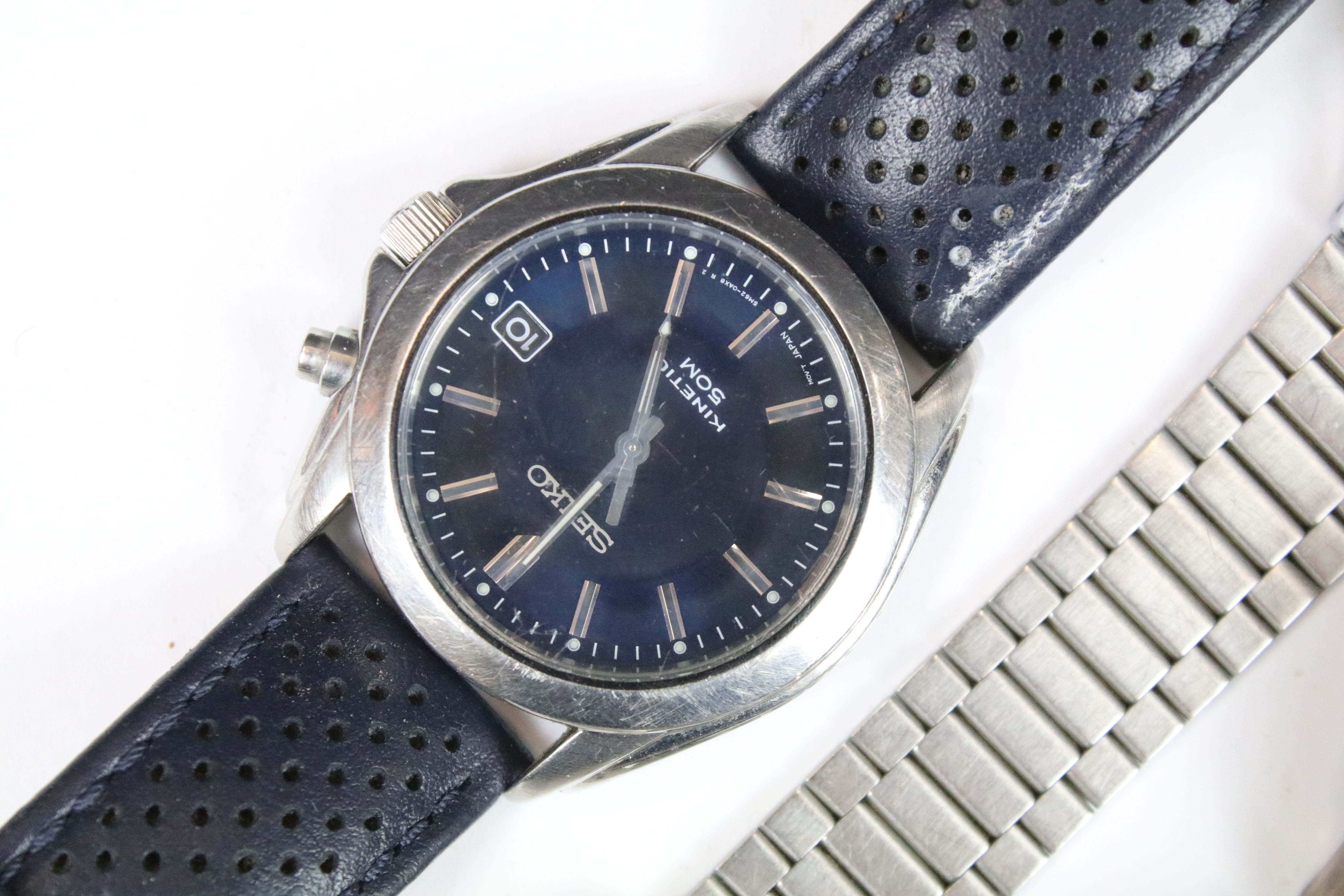 A collection of five gents wristwatches to include Seiko, Ice and Lorus examples. - Image 6 of 7