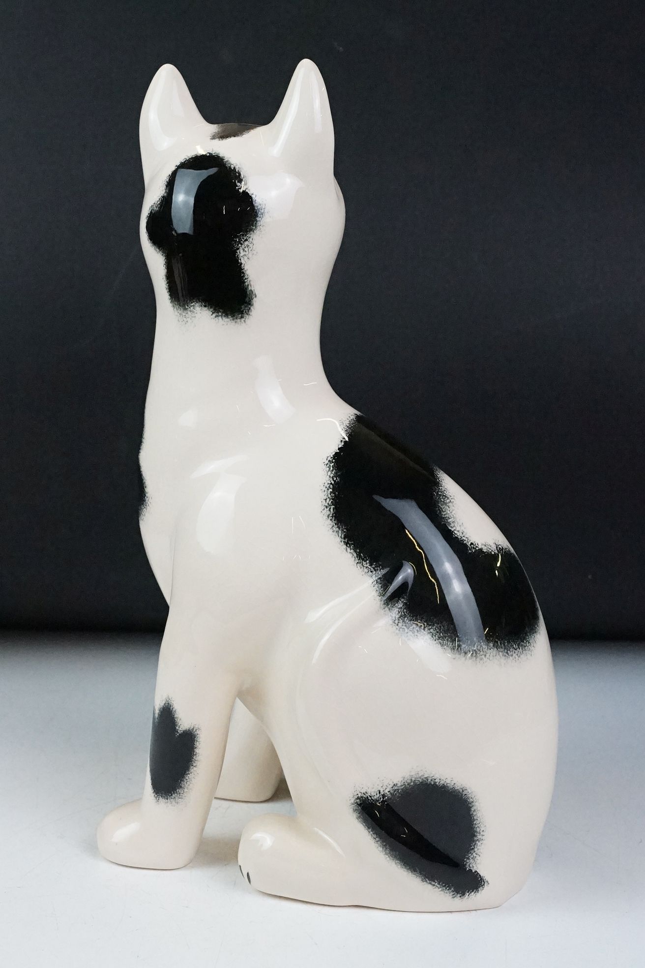 Griselda Hill Pottery Wemyss black and white cat, signed G. Hill Pottery to base and Wemyss, 34cm - Image 3 of 10