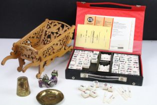 A cased contemporary Chinese Mah-Jong set together with a small group of Chinese collectables.