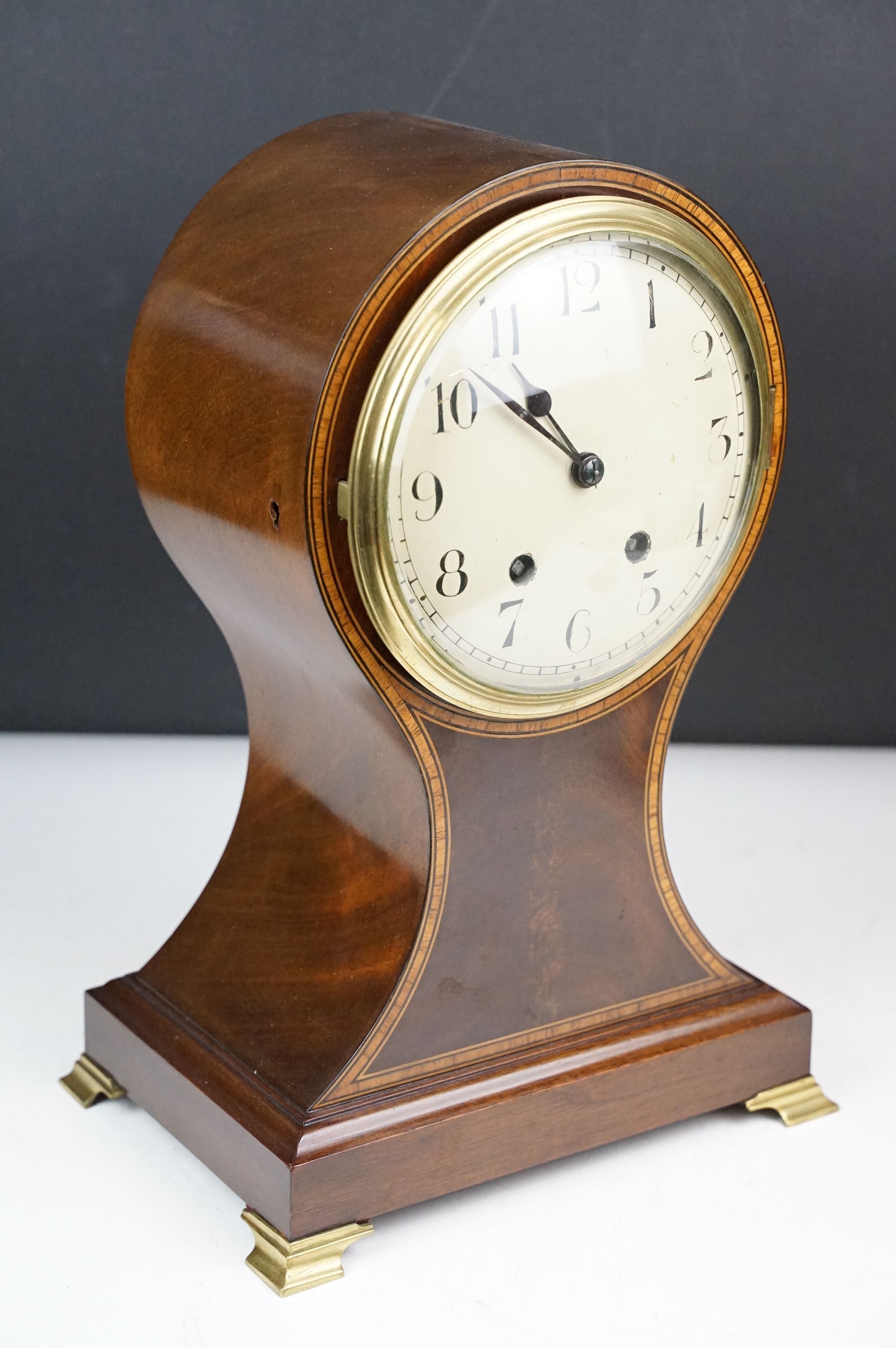 Early 20th century inlaid mahogany balloon form mantel clock, raised on four gilt metal bracket - Image 5 of 10