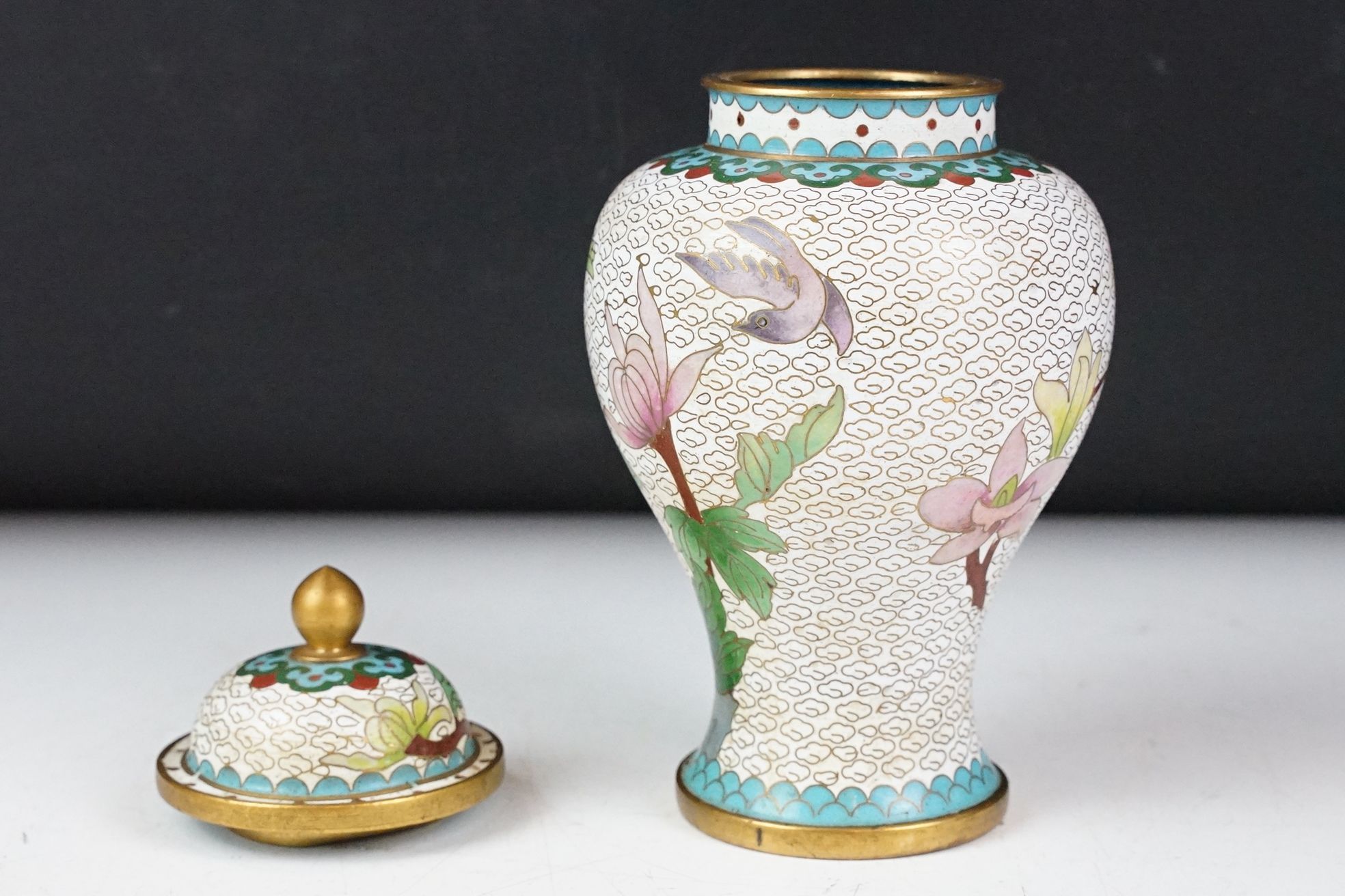 Chinese white ground cloisonne lidded vase of inverted baluster form, with floral decoration, approx - Image 3 of 6