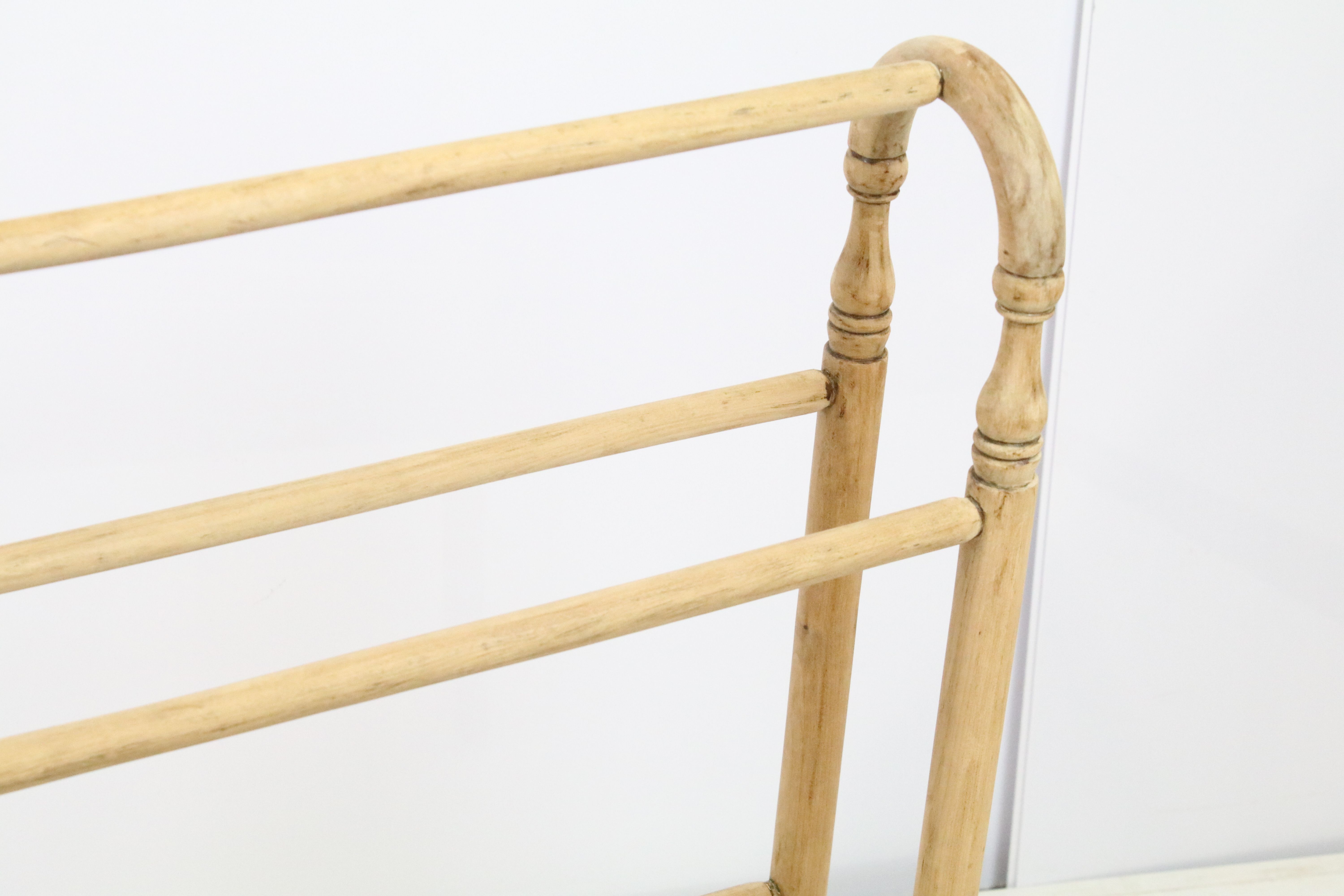 Late 19th / early 20th century pine towel rail, 67cm long x 78cm high - Image 3 of 4