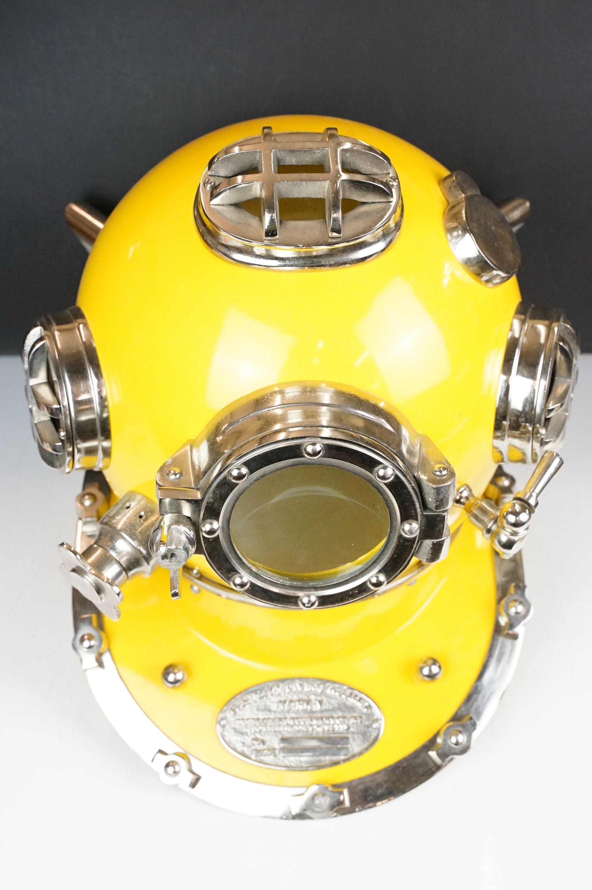 Reproduction US Navy Diving Helmet, for decorative purposes, bright yellow finish, plaque to front - Image 2 of 13