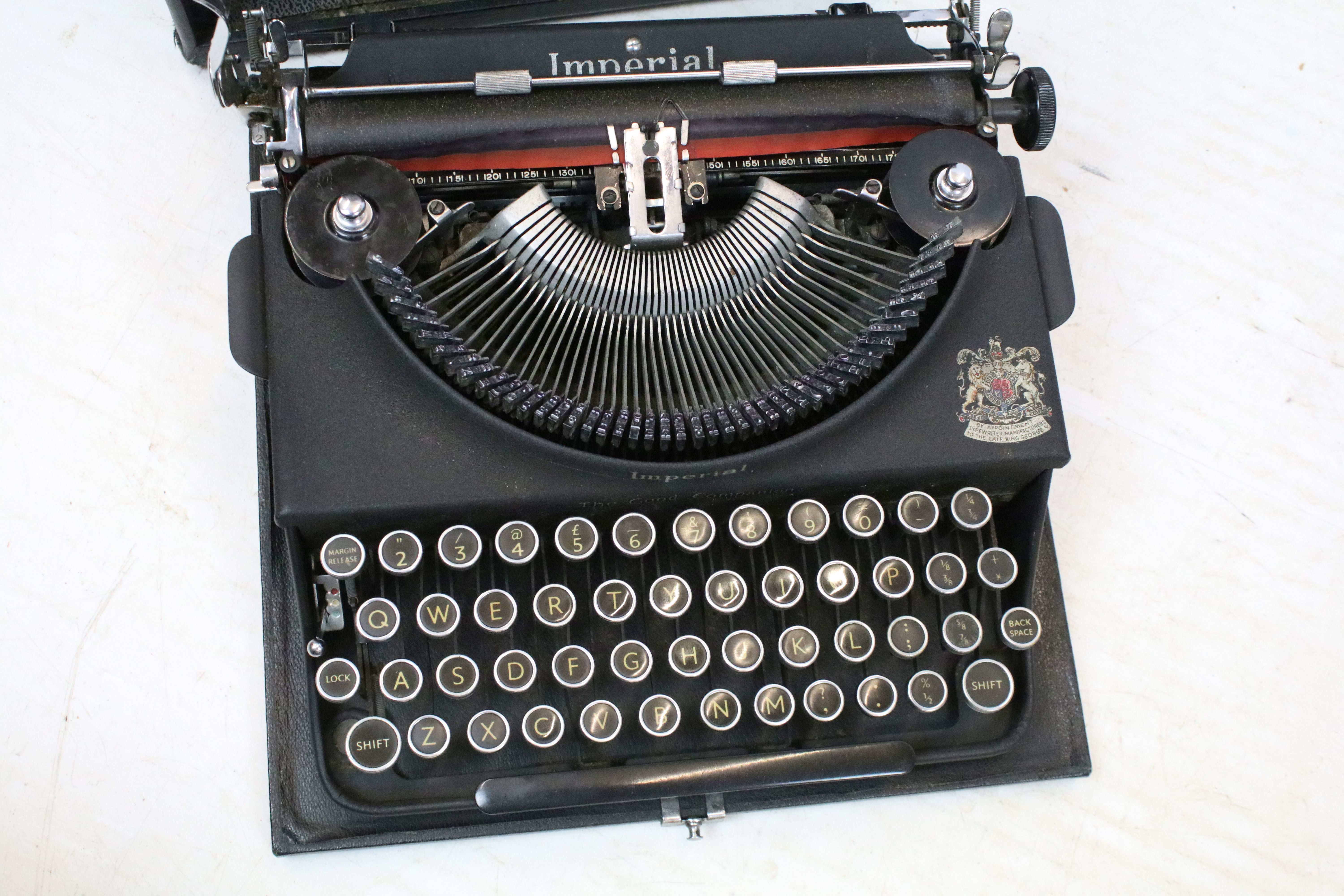 Two cased Imperial typewriters - Image 3 of 5