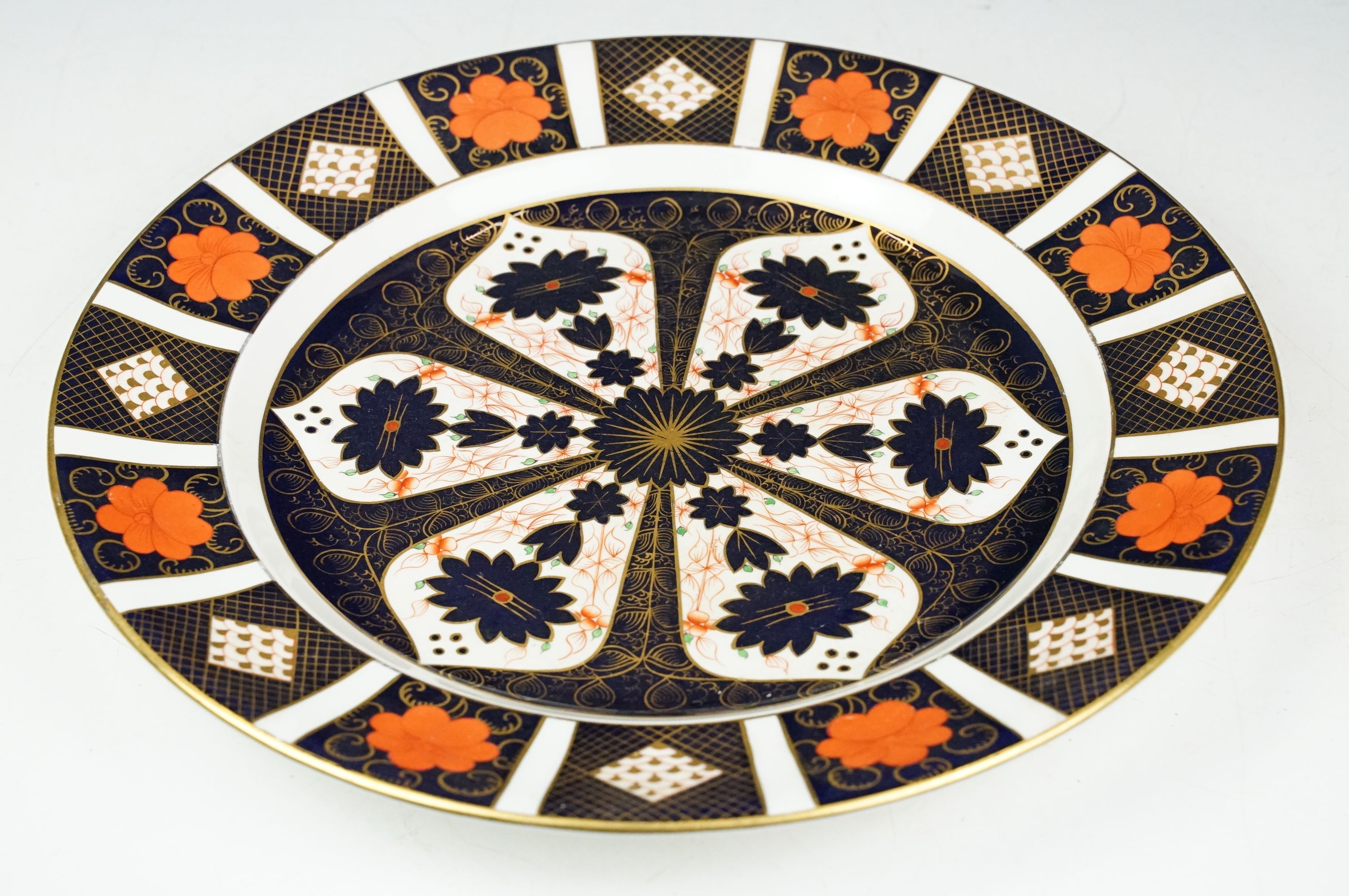 Royal Crown Derby Imari pattern charger, pattern 1128, approx 35.5cm diameter - Image 2 of 5