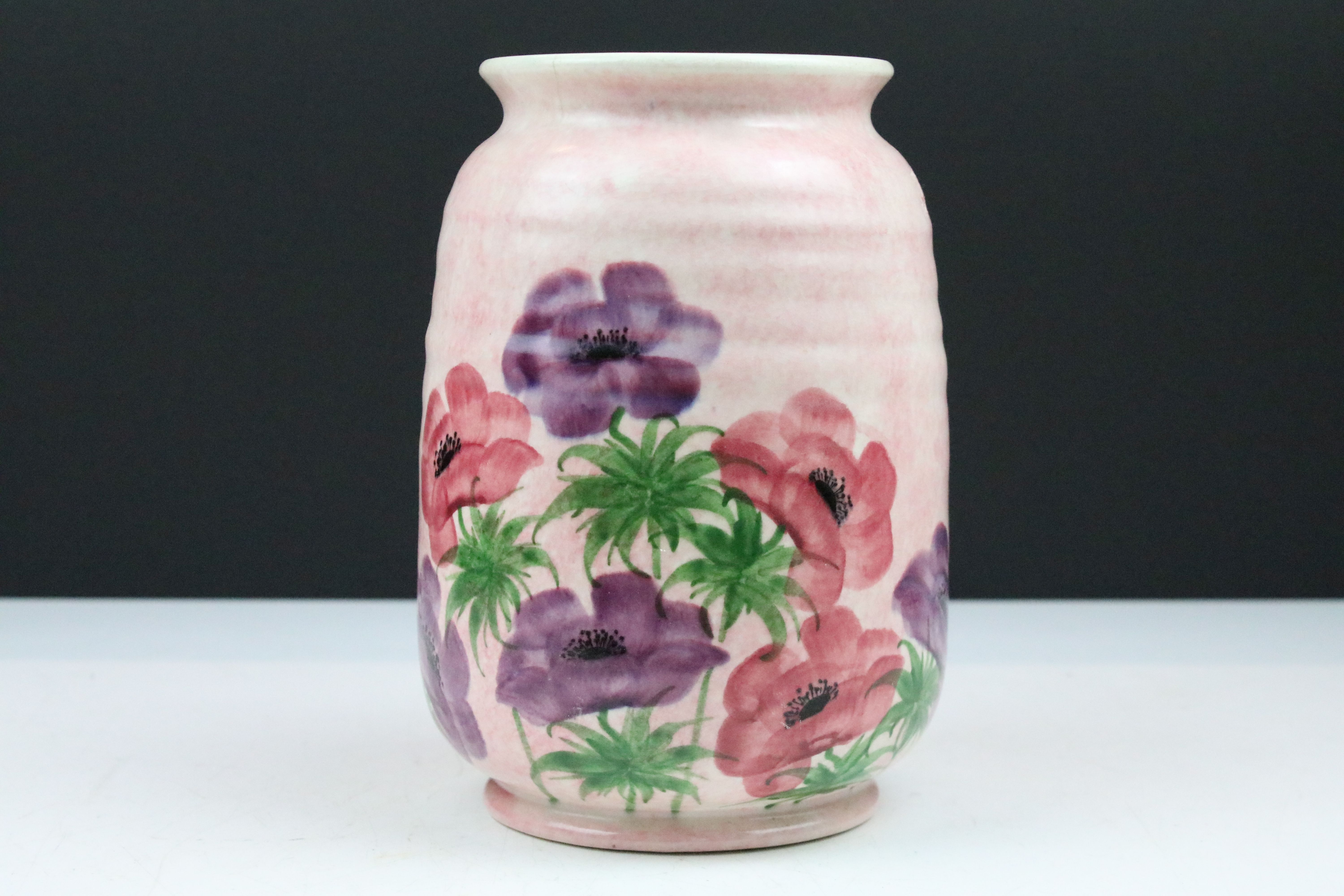 Collection of Radford Art Deco vases, most hand painted with florals. Printed marks to bases. - Image 18 of 19