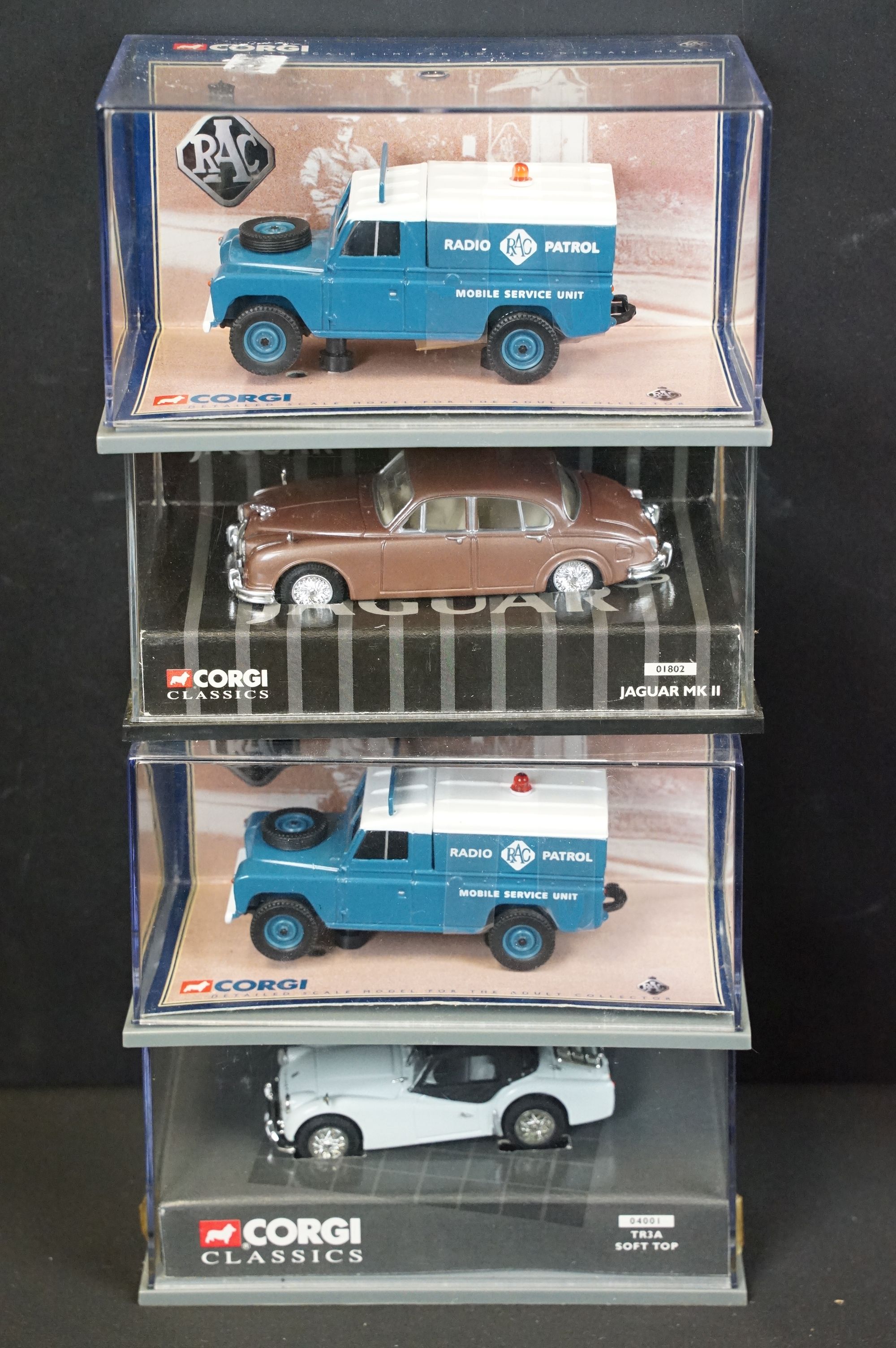 35 Boxed / cased Corgi diecast models to include Saloon Cars, 40th Anniversary Mini, Collection - Image 7 of 9