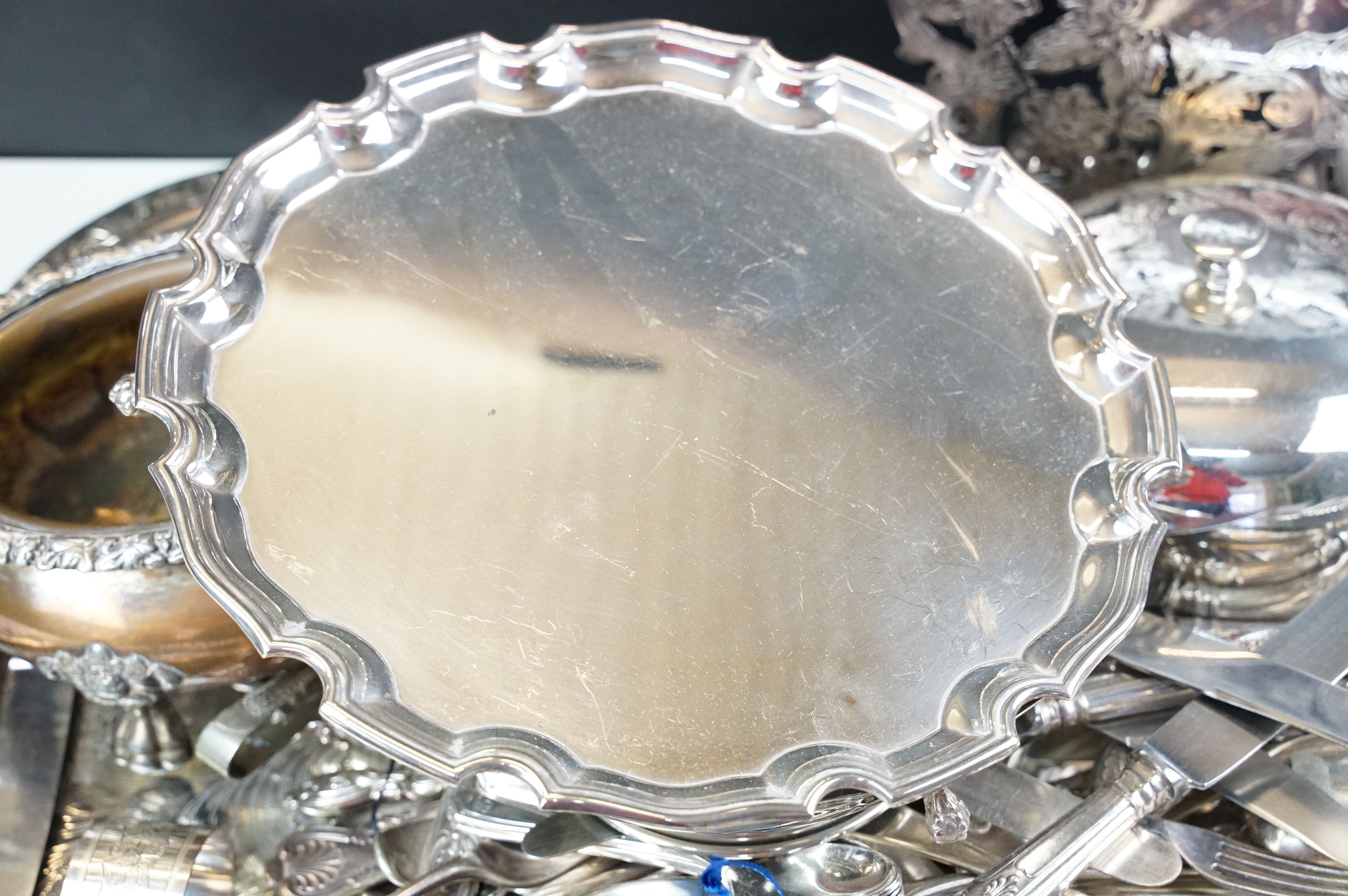 Collection of silver plated items to include tazza bowl, sugar bowl, galleried trays, Elkington twin - Image 8 of 8