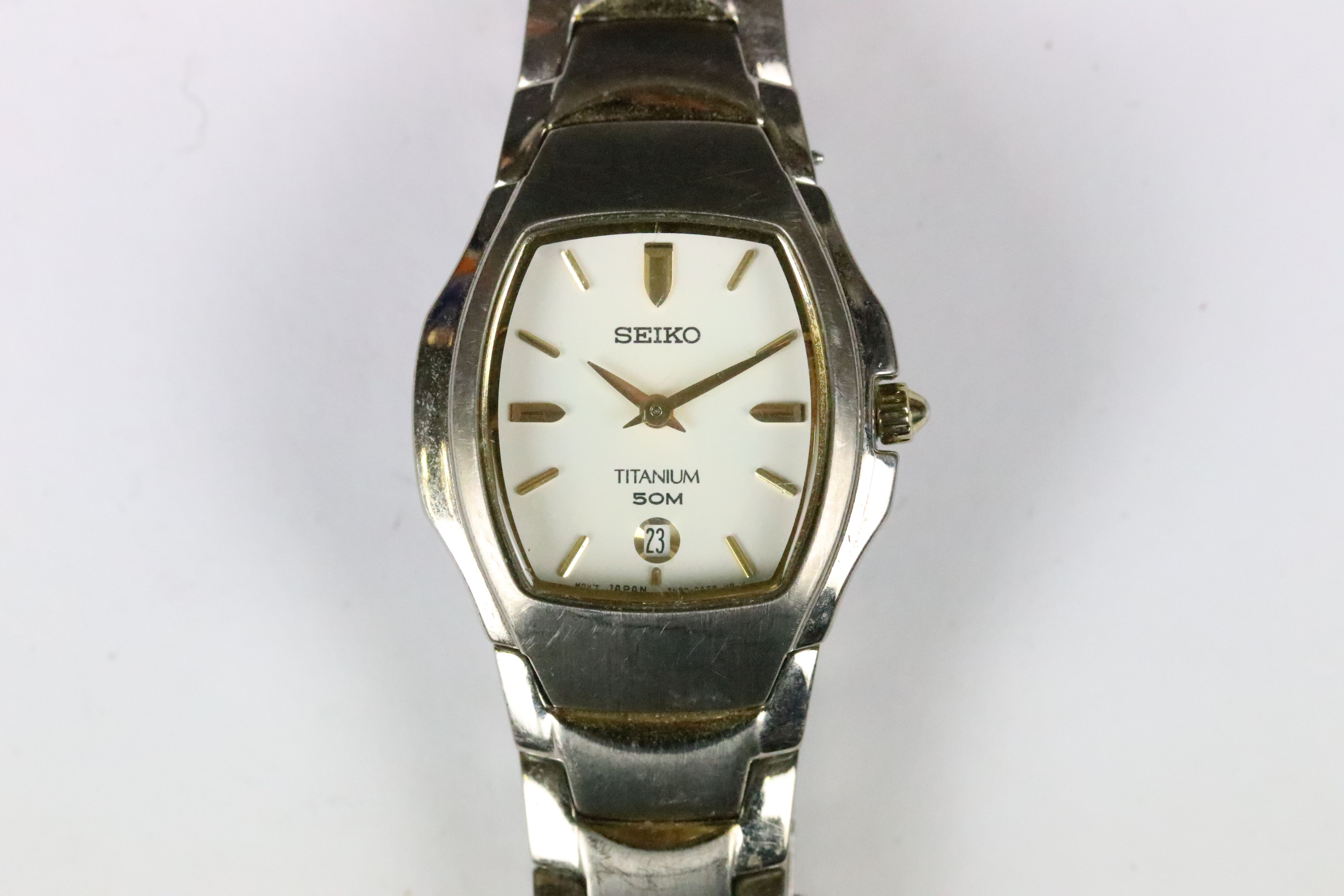 A small collection of three ladies wristwatches to include a Seiko Titanium example. - Image 7 of 16