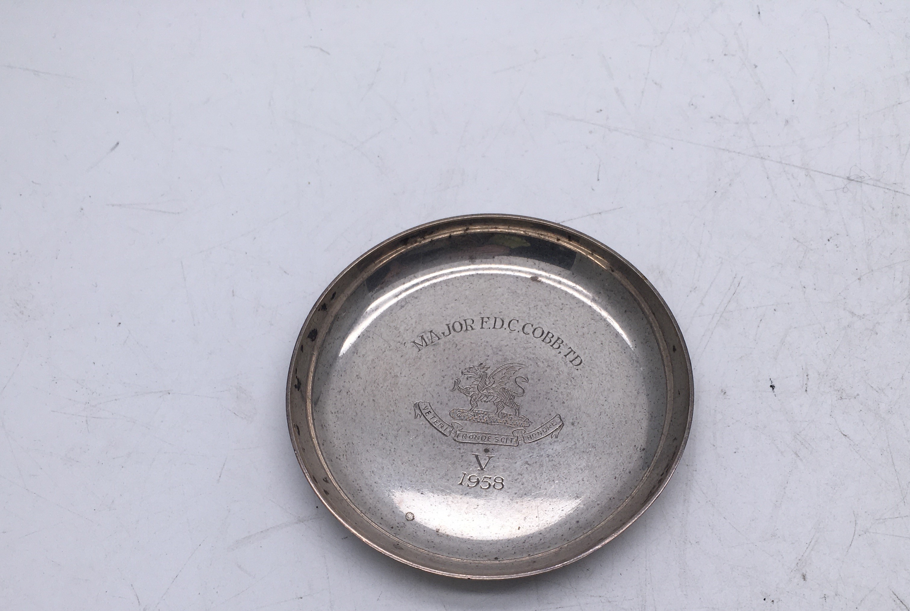 Silver pin tray 63 grams dated 1958 - Image 2 of 2