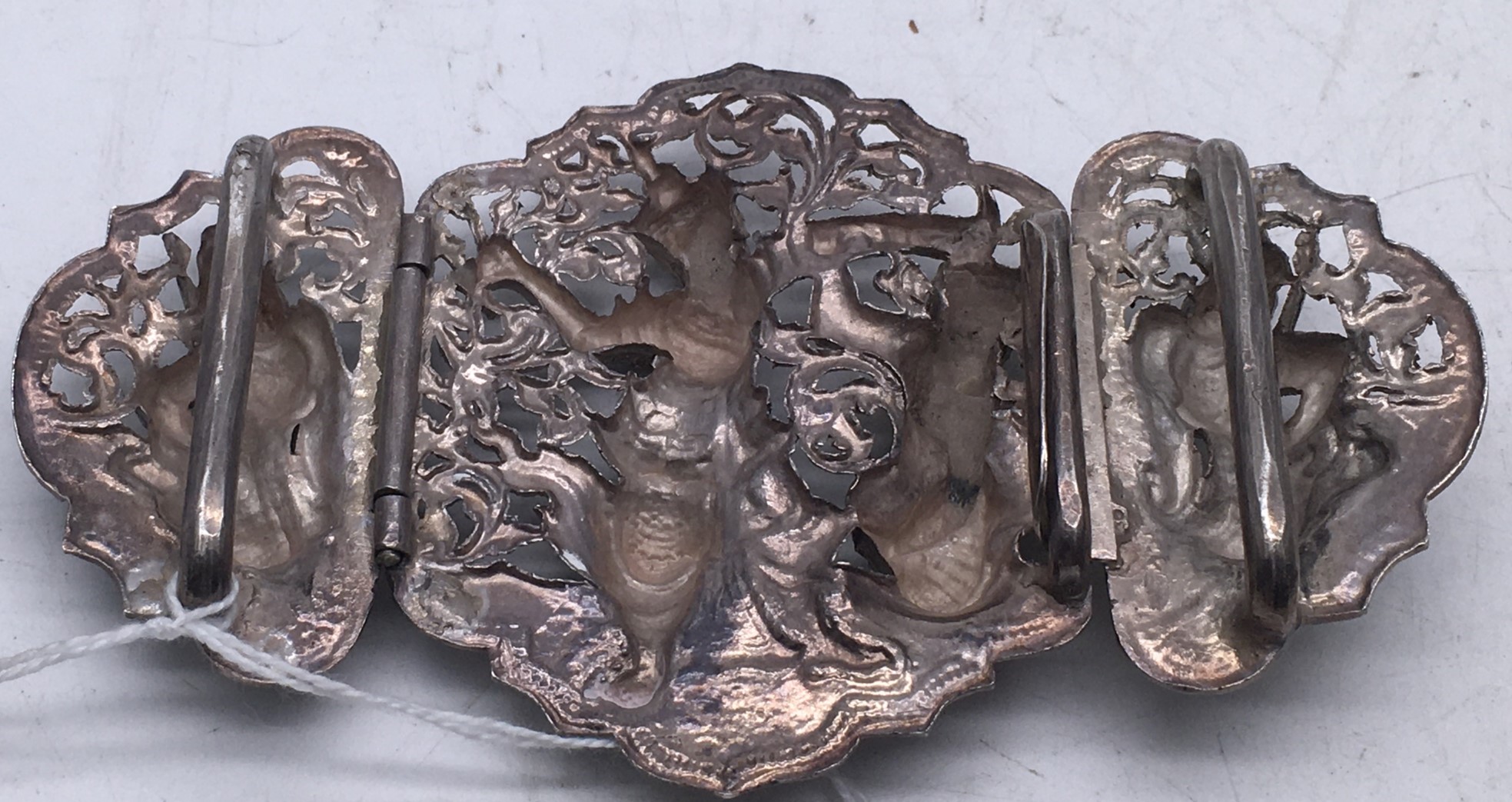 800 silver 3 piece nurses buckle, Asian design 74 grams - Image 2 of 2