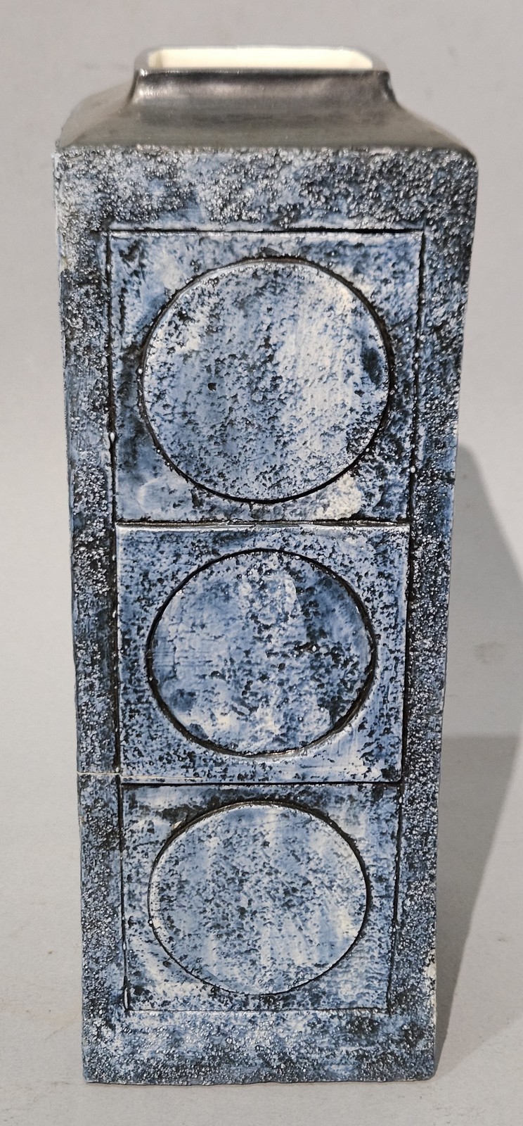 Troika Pottery, A Large Coffin Vase with abstract and geometric design (on blue ground), Signed with - Image 4 of 5