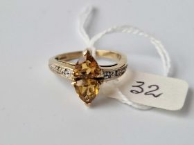 A Citrine And Diamond Heart Ring 9Ct Size N