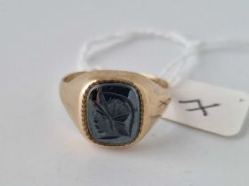 A Haematite Warrior Head Signet Ring 9Ct Size Y 5.1 Gms