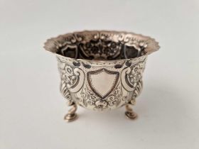 A Late Victorian Embossed Bowl On Three Hoof Feet, 4 Inches Wide, London 1896 By Jmj, 132 G.