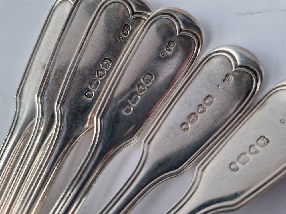 A set of six good fiddle thread crested dessert spoons, London 1864 by GA, 330g - Image 4 of 4
