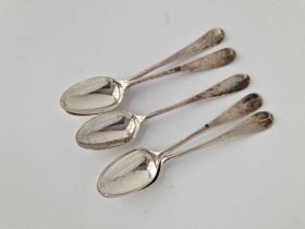 A set of five 18th Century small Hanoverian pattern coffee spoons, 25g