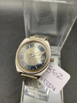 A gents ROTARY wrist watch with date aperture and seconds sweep W/O