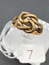 A gents ring in the form of knot 9ct size S 6.9 gms