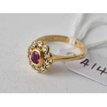 18ct hallmarked Ruby and Diamond cluster ring, size M, 3.5g.