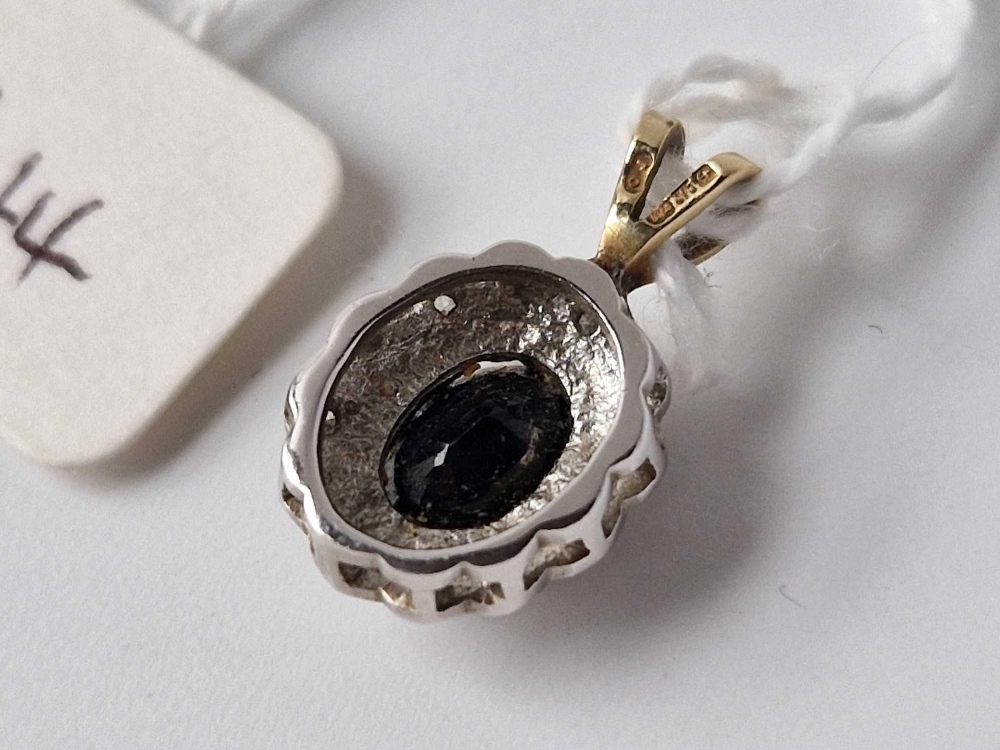 A sapphire pendant, 9ct, 1.8 g - Image 3 of 3