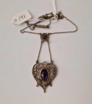 A pretty silver and amethyst necklace, 17 inch