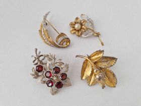 Four stylish vintage silver brooches 33g inc