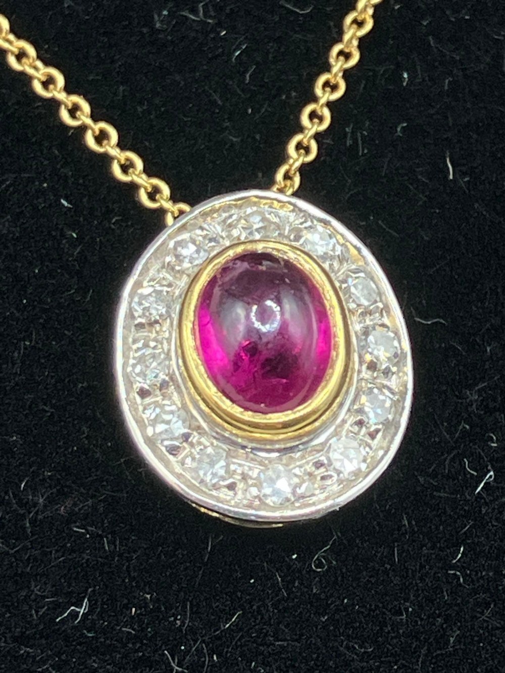 A VINTAGE DIAMOND AND CABOCHON RUBY EARRINGS AND PENDANT SET 18CT GOLD 8 GMS - Image 2 of 2