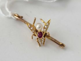 Antique Ruby diamond and real pearl insect in brooch fitting set in Gold 2.8