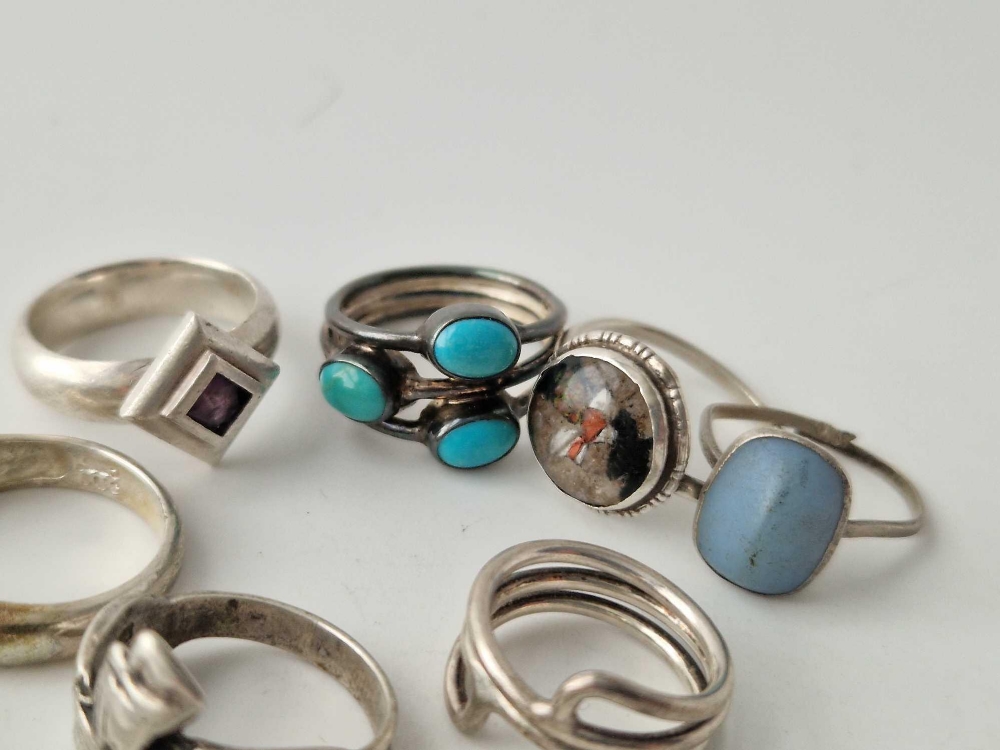 Fifteen silver rings, 44 g - Image 2 of 3