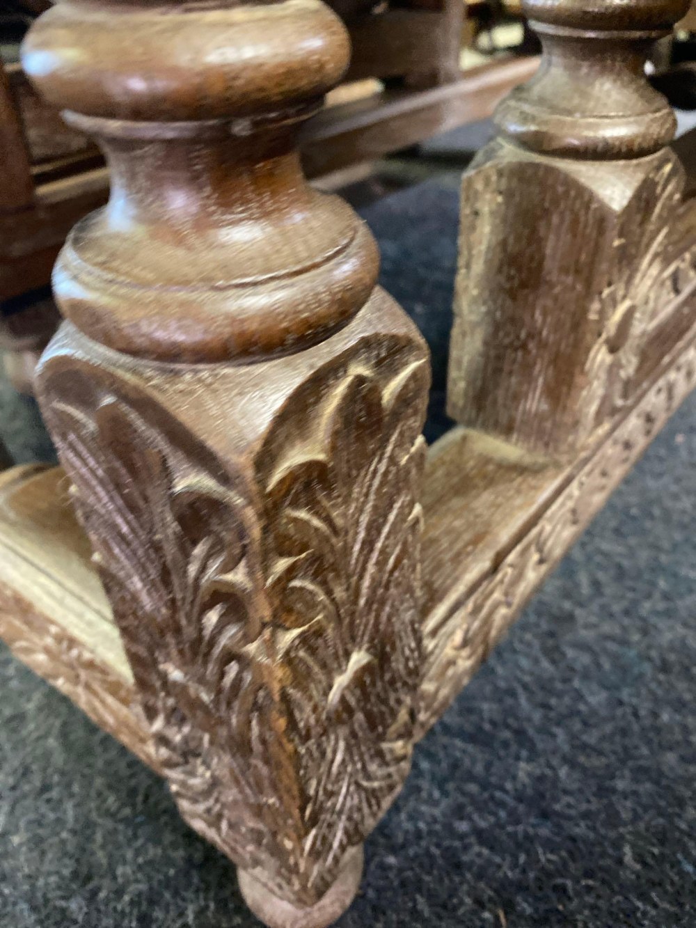 Large heavy oak gate leg table of 17th C design - Image 2 of 3