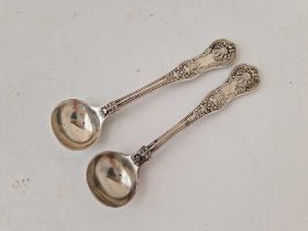 Another pair of Queens pattern salt spoons, London 1898, by WC, JL, 49g