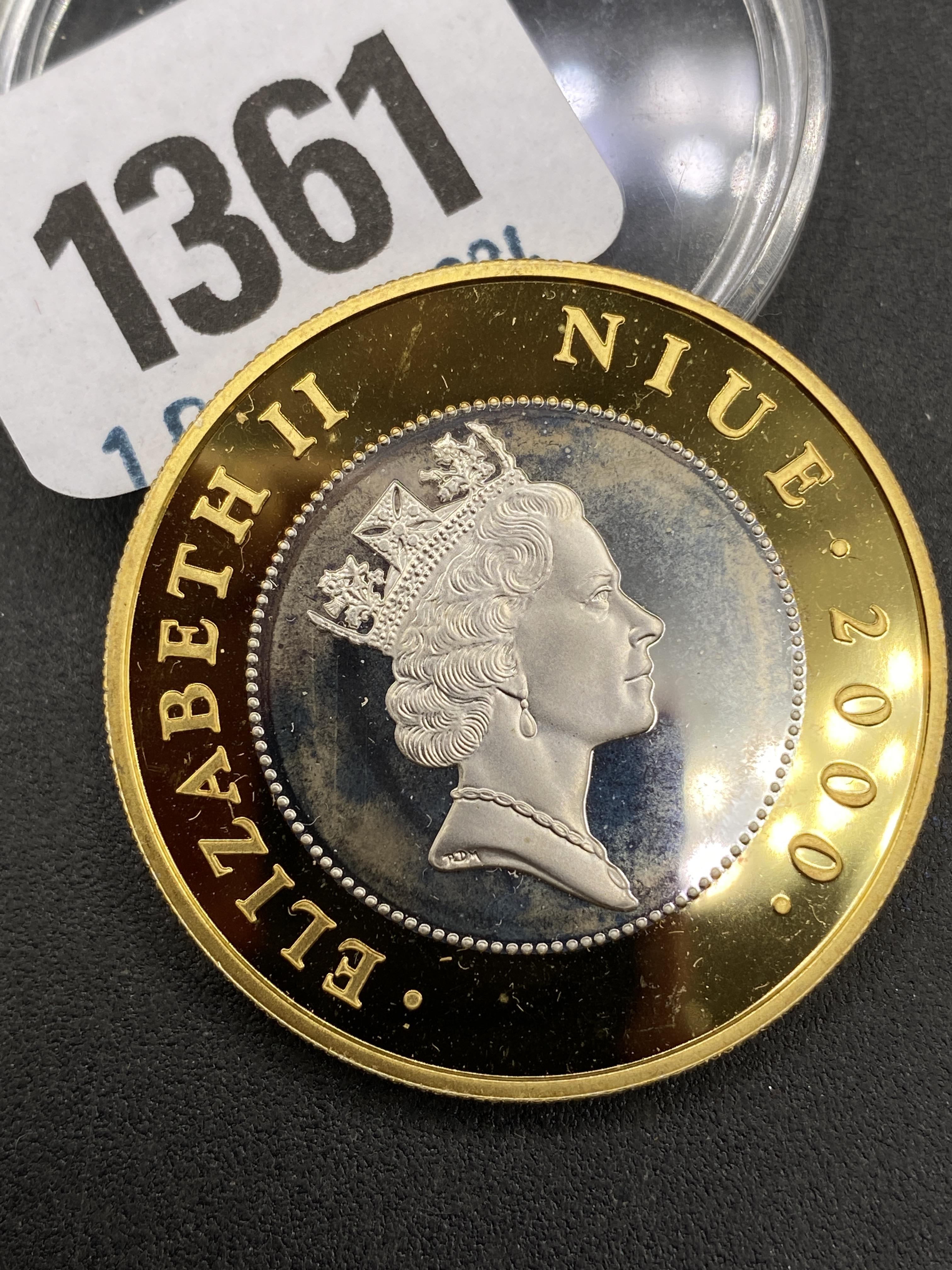 2000 Proof silver .925 nuie $5 coin Qu Mother - Image 2 of 2