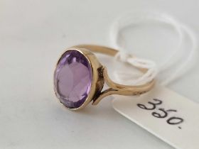 Pretty amethyst oval cut dress ring 9ct Size P 2.7g