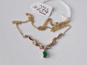 An emerald & diamond 9ct pendant necklace 3.5g